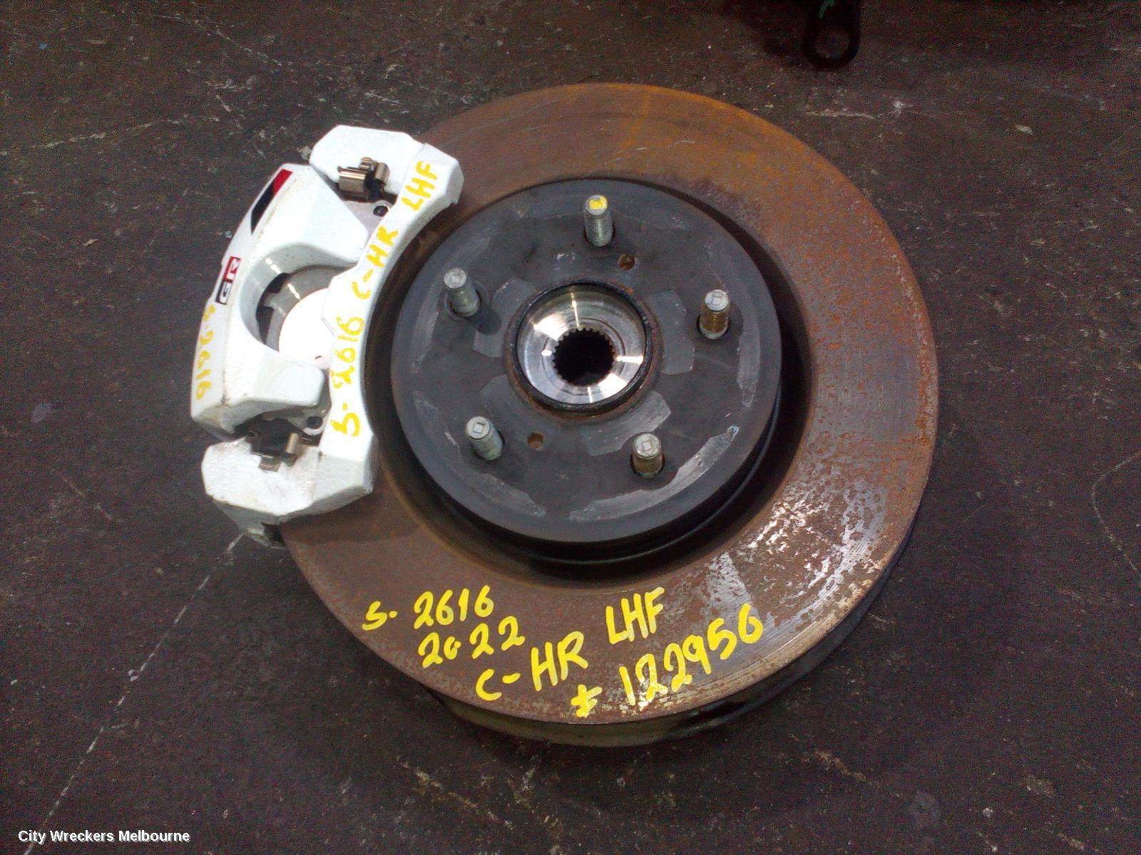 TOYOTA C-HR LEFT FRONT HUB ASSEMBLY, GEN 1, 12/2016 - 09/2023 - Image 1