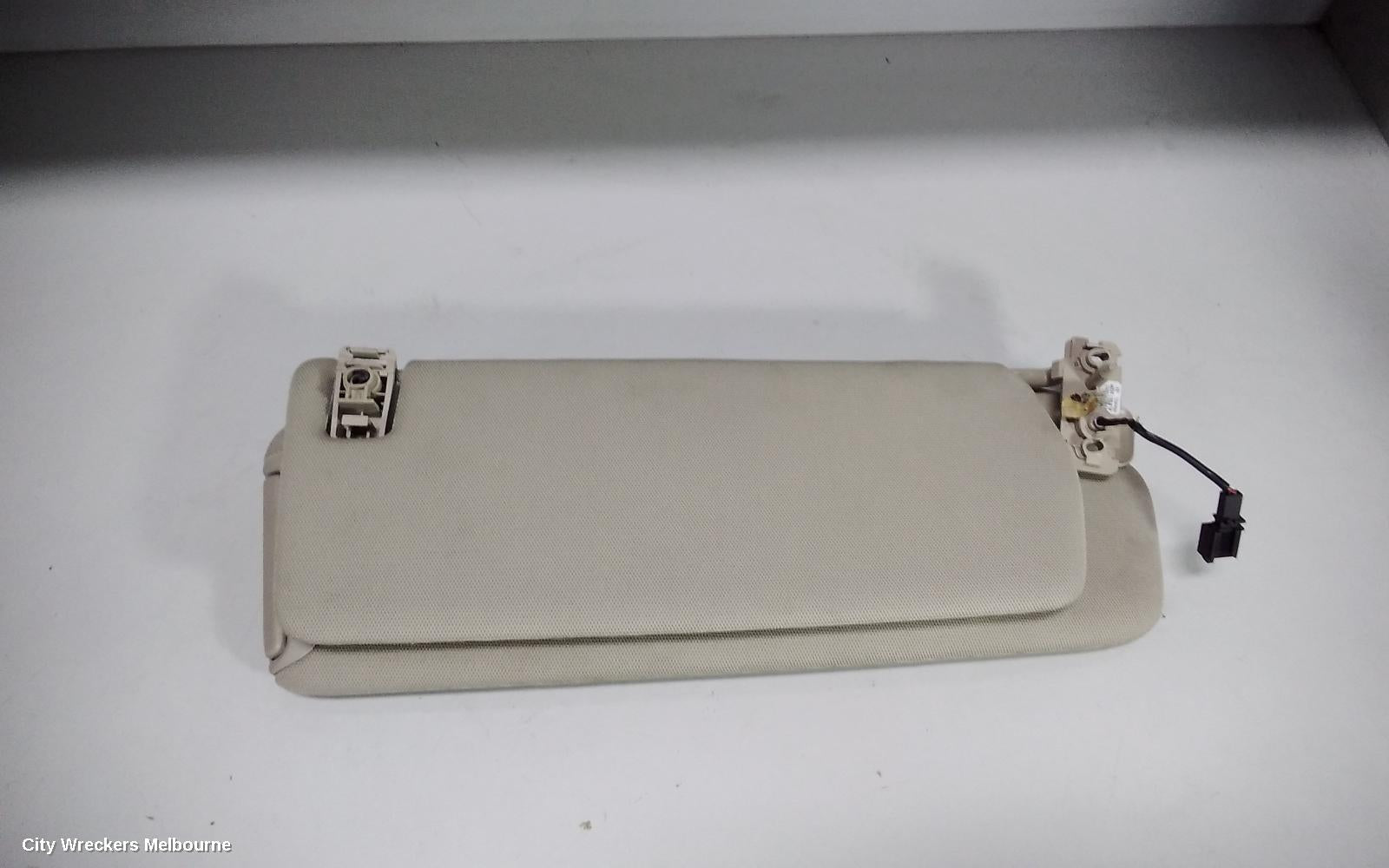 AUDI Q7 SUNVISOR, 4L, RH SIDE, 09/2006 - 08/2015 - Image 3