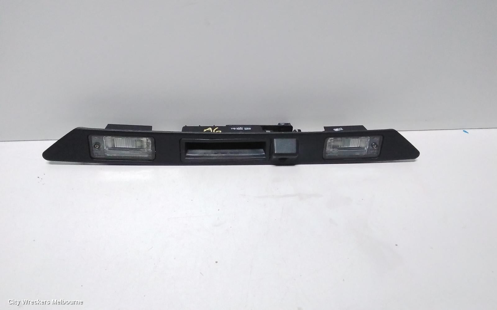 AUDI Q7 TAILGATE HANDLE, 4L, 09/2006 - 08/2015 - Image 2