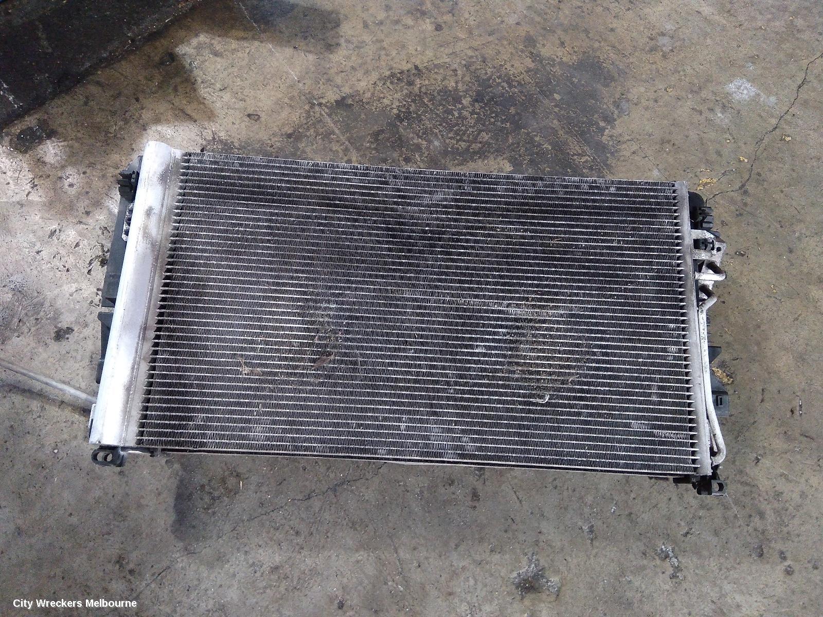 MERCEDES VITO A/C CONDENSER, 639, 2.1, DIESEL, 04/2004 - 02/2015 - Image 1
