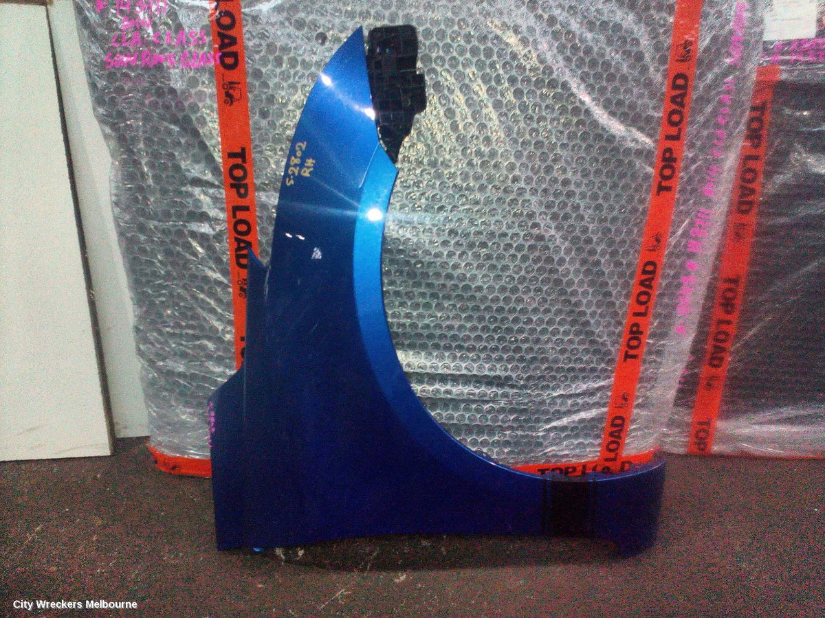 SUZUKI SWIFT RIGHT GUARD, FZ, W/ GUARD FLASHER, 08/2010 - 03/2017 - Image 1