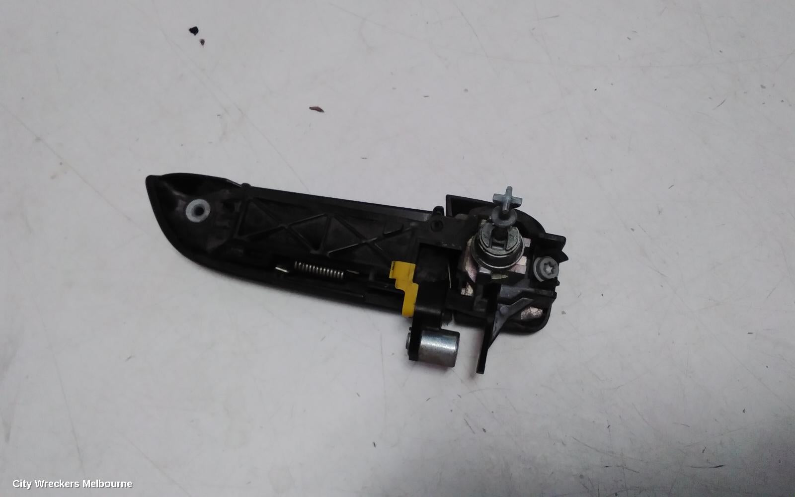 TOYOTA HIACE DOOR HANDLE, OUTER, LH FRONT, TRH/KDH, 03/2005 - 04/2019 - Image 3