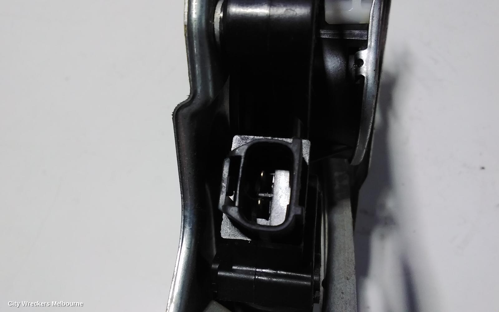 MITSUBISHI 380 RIGHT FRONT WINDOW REG/MOTOR, DB, ELECTRIC, 09/2005 - 03/2008 - Image 3