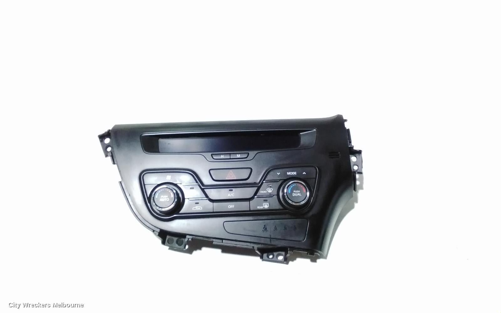 KIA OPTIMA HEATER/AC CONTROLS, TF, CLIMATE CONTROL TYPE, P/N 972502T080CA, 01/2011 - 10/2015 - Image 3
