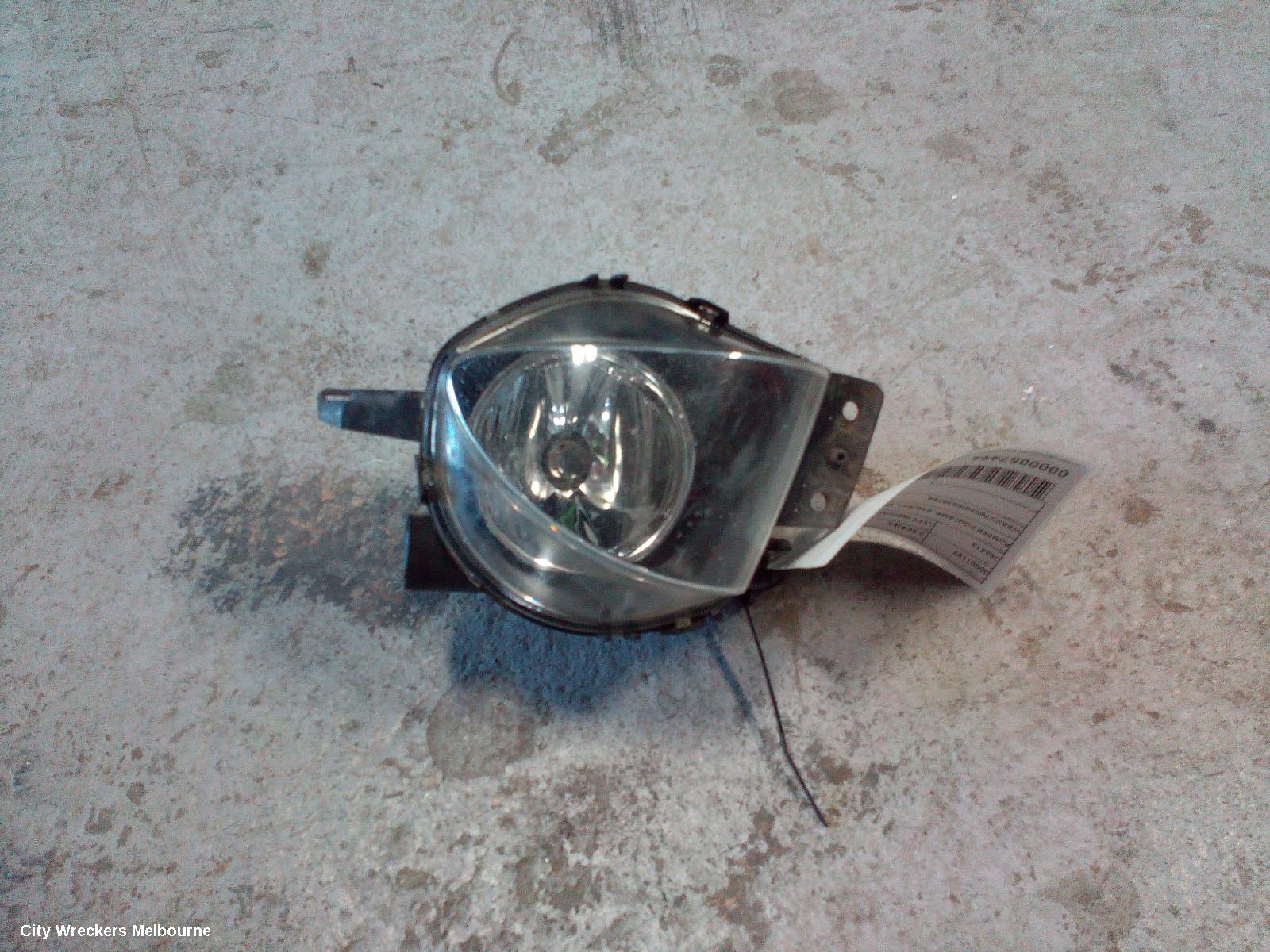 BMW 3 SERIES LEFT INDICATOR/FOG/SIDE, BUMPER FOGLAMP, E90/E91, SEDAN/WAGON, NON M SPORT TYPE, 03/2005 - 08/2008 - Image 2