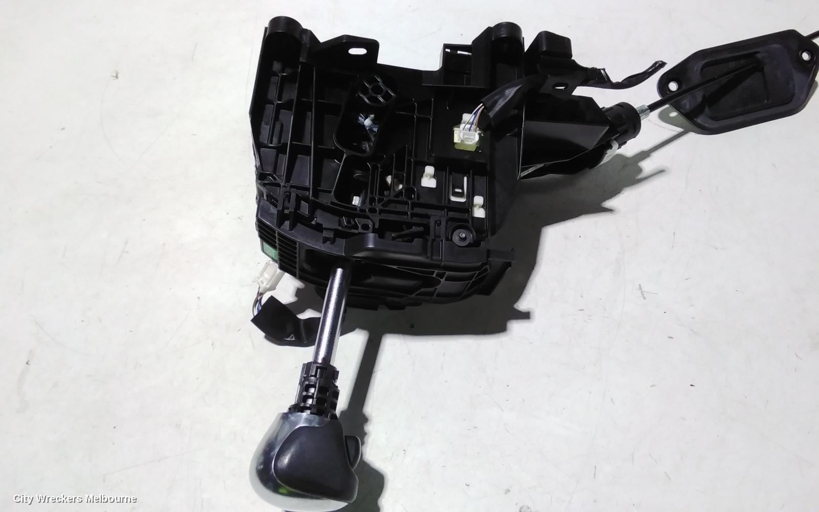 TOYOTA C-HR GEAR STICK/SHIFTER, GEN 1, 12/2016 - 09/2023 - Image 3