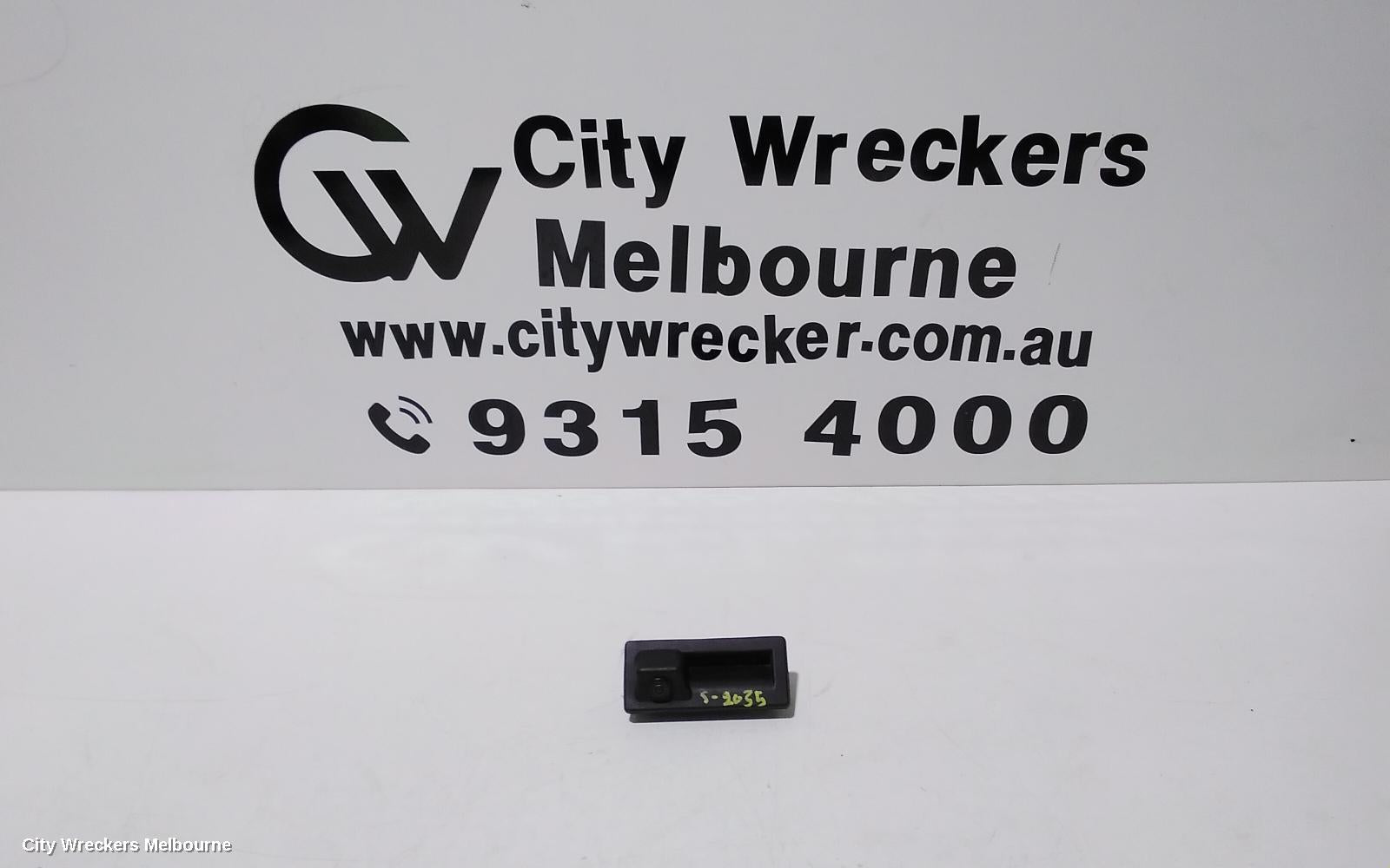 AUDI A4 REVERSE CAMERA, REVERSING CAMERA, B9, 10/2015 ONWARDS - Image 1