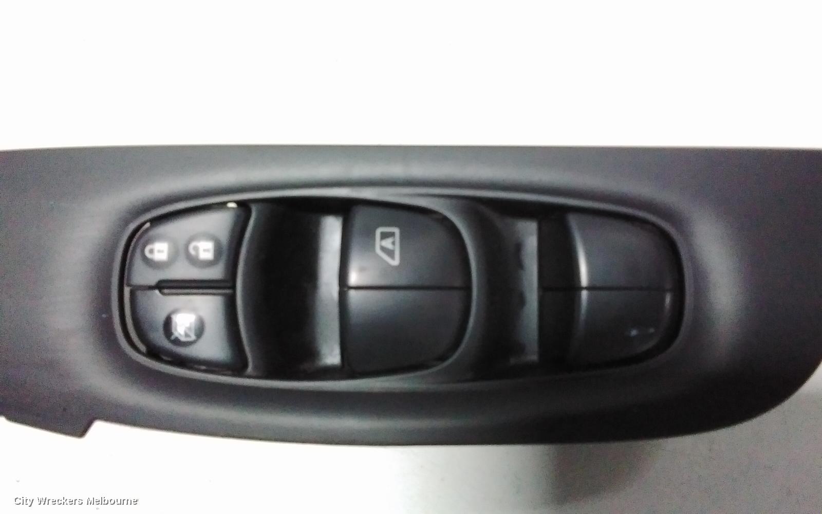 NISSAN QASHQAI PWR DR WIND SWITCH, RH FRONT (MASTER SWITCH), EARLY TYPE (ONLY DRIVERS DOOR AUTO TYPE), J11, 06/2014 - 06/2017 - Image 3