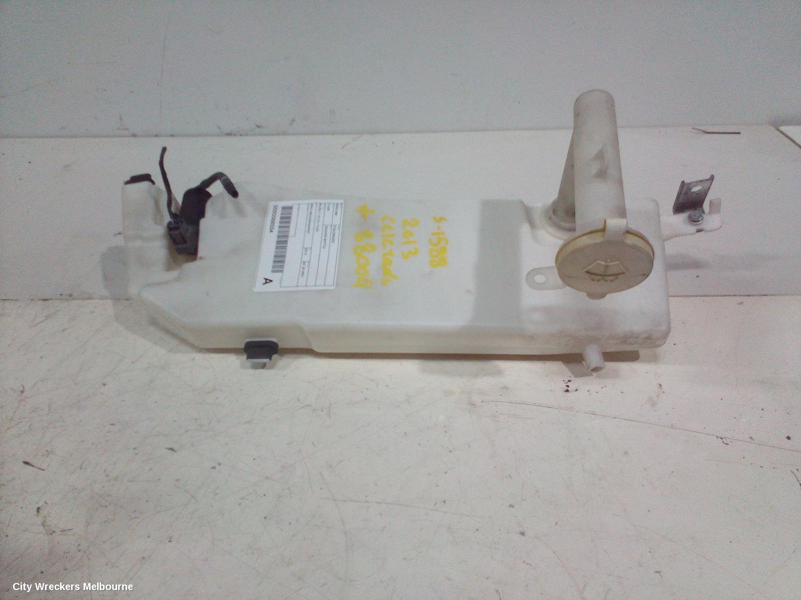 HOLDEN COLORADO WASHER BOTTLE, RG/RG 7, 01/2012 - 12/2020 - Image 2