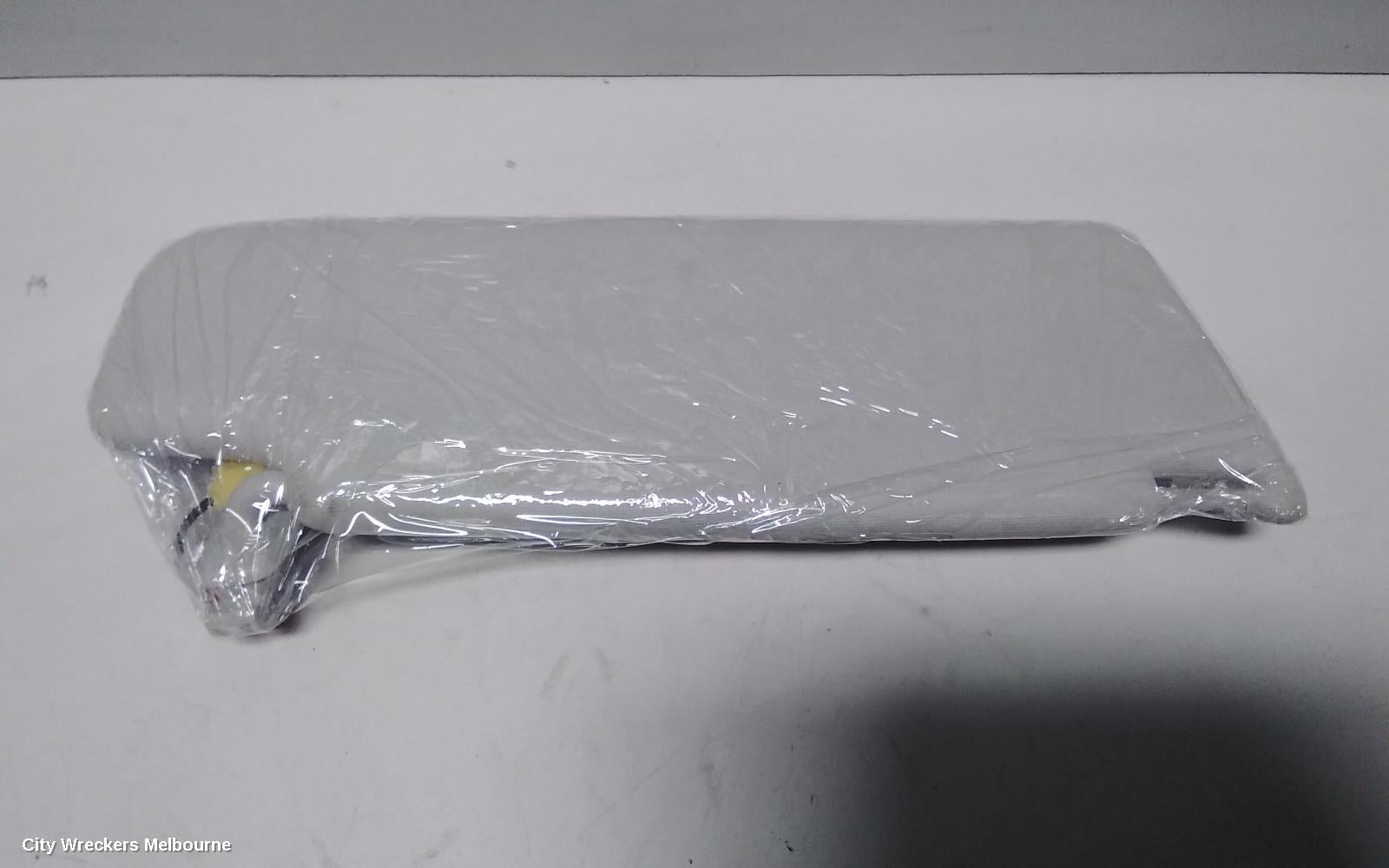 VOLKSWAGEN POLO SUNVISOR, 6R, LH SIDE, 05/2010 - 09/2017 - Image 2