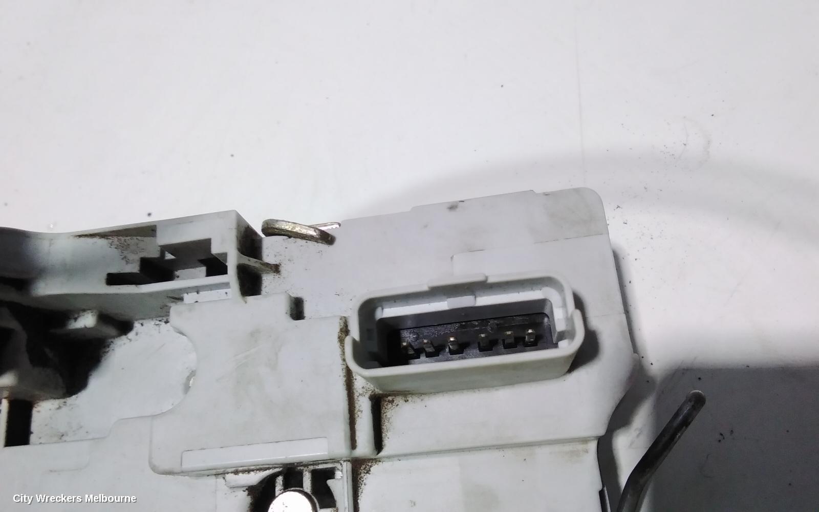 PEUGEOT 307 DOOR/BOOT/GATE LOCK, LEFT FRONT DOOR LOCK, 5DR HATCH/WAGON, T5, 12/2001 - 12/2008 - Image 3