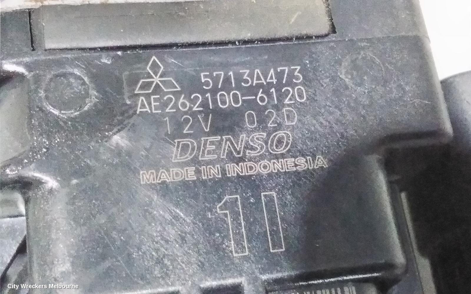 MITSUBISHI TRITON LEFT FRONT WINDOW REG/MOTOR, MQ-MR, 03/2015 - 10/2023 - Image 2