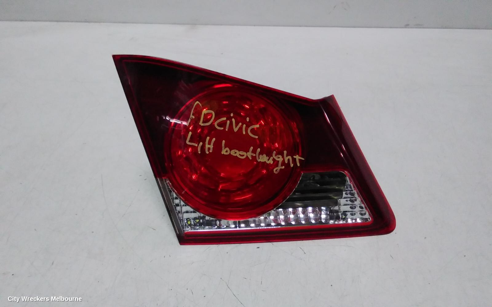 HONDA CIVIC REAR GARNISH, BOOTLID LAMP (LH SIDE), 8TH GEN, 02/2006 - 12/2008 - Image 2