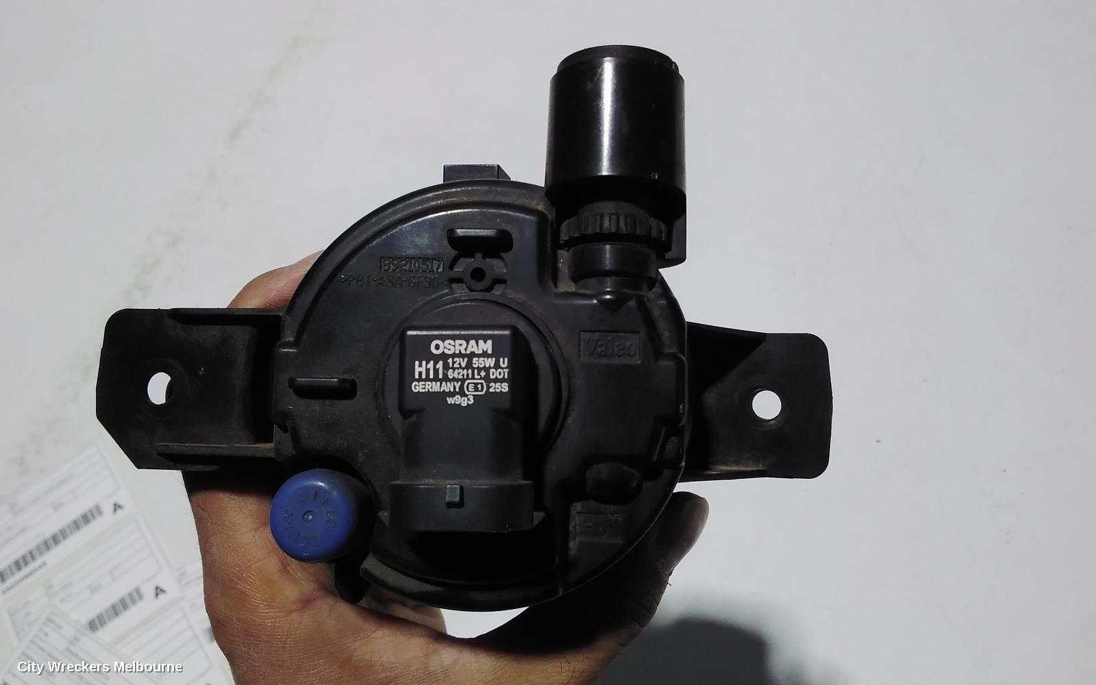 BMW X5 LEFT INDICATOR/FOG/SIDE, BUMPER FOGLAMP, E70, NON ADAPTIVE LAMP TYPE, 03/2007 - 08/2013 - Image 3