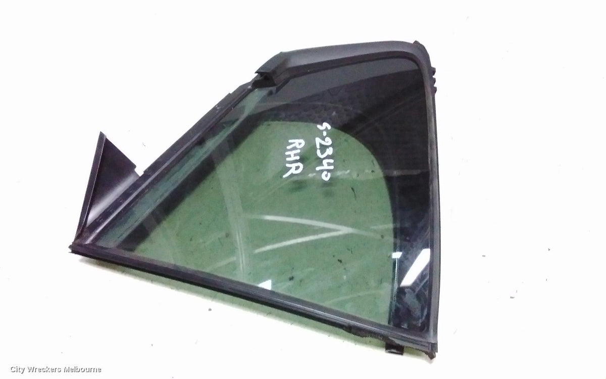 MAZDA 3 RIGHT REAR 1/4 DOOR GLASS, BP, 03/2019 ONWARDS - Image 3