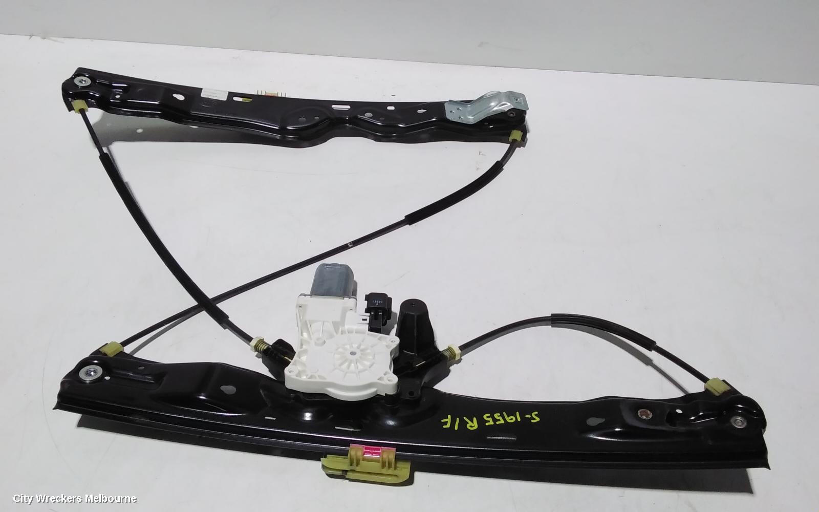 LAND ROVER DISCOVERY SPORT RIGHT FRONT WINDOW REG/MOTOR, L550, 01/2015 ONWARDS - Image 1