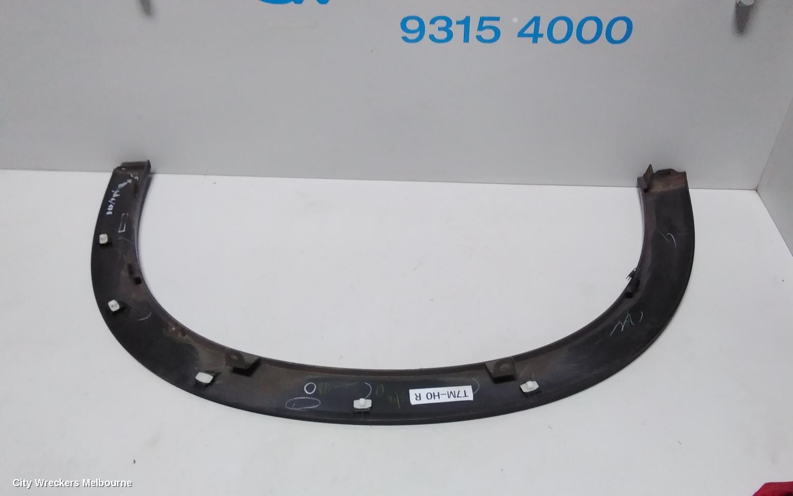 HONDA HRV WHEEL ARCH FLARE, RH FRONT, RU5, 12/2014 - 10/2021 - Image 2