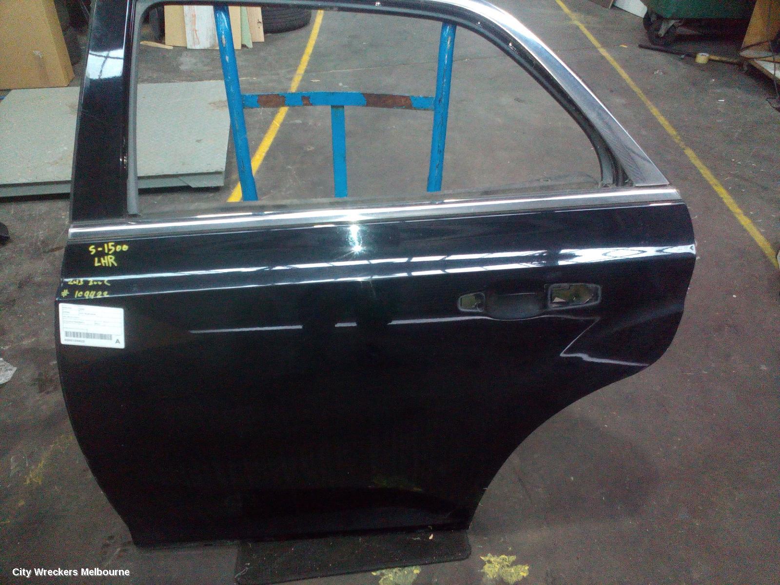 CHRYSLER 300C LEFT REAR DOOR/SLIDING, LX2, 07/2012 - 12/2021 - Image 2