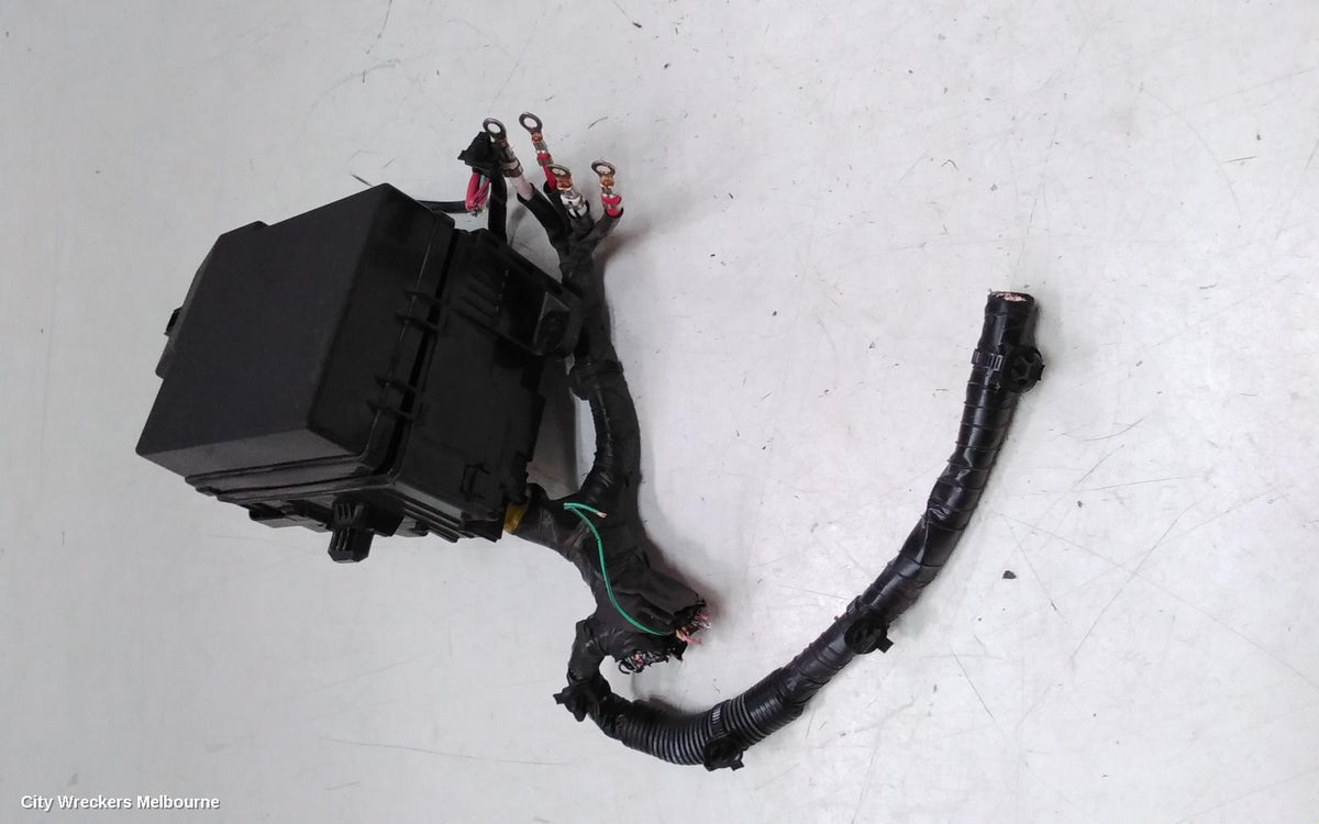 MITSUBISHI PAJERO FUSE BOX, ENGINE BAY, QE-QF, PAJERO SPORT, 10/2015 ONWARDS - Image 1