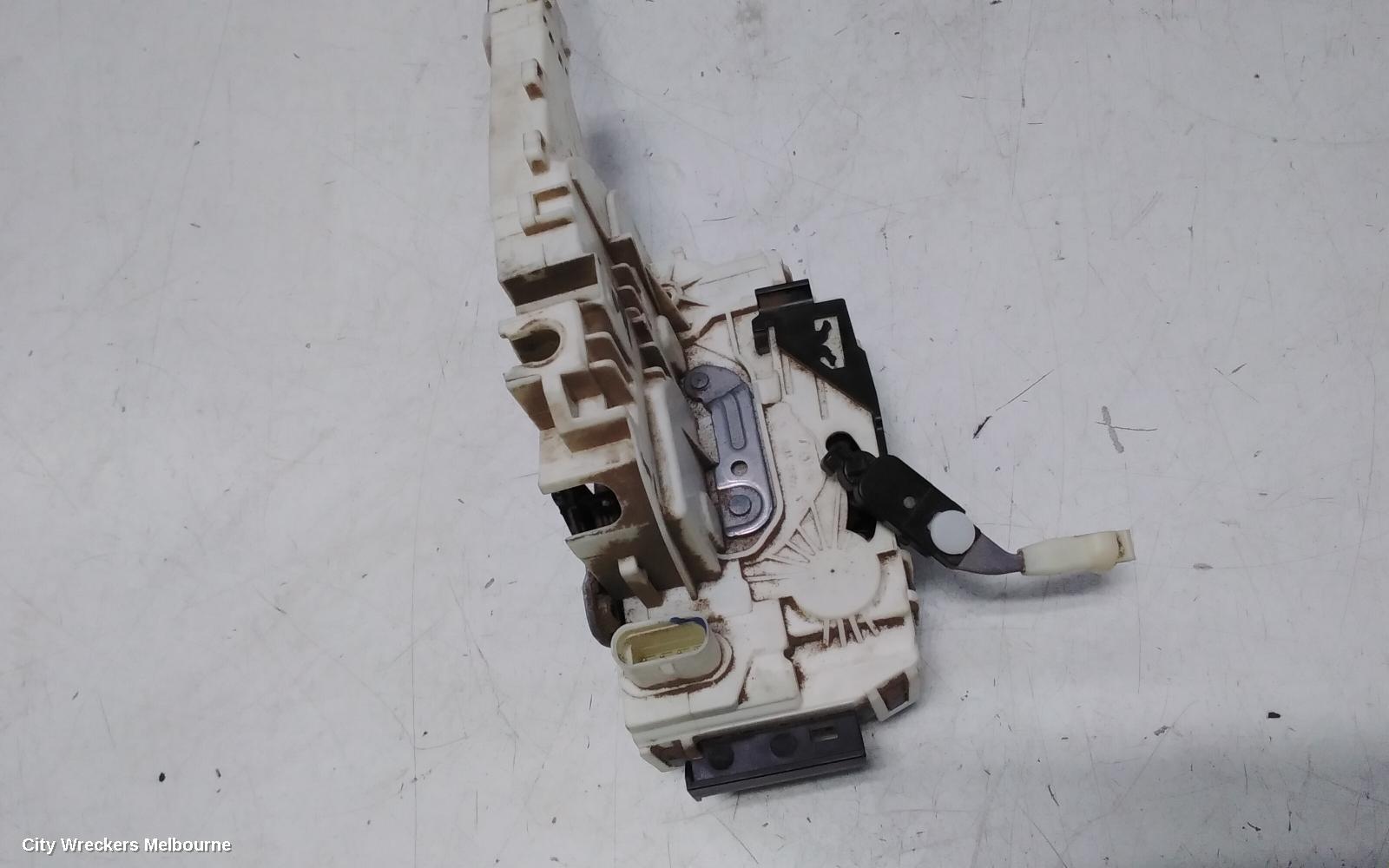 MERCEDES SPRINTER DOOR/BOOT/GATE LOCK, RIGHT FRONT DOOR LOCK, NCV3, 10/2006 - 04/2018 - Image 3