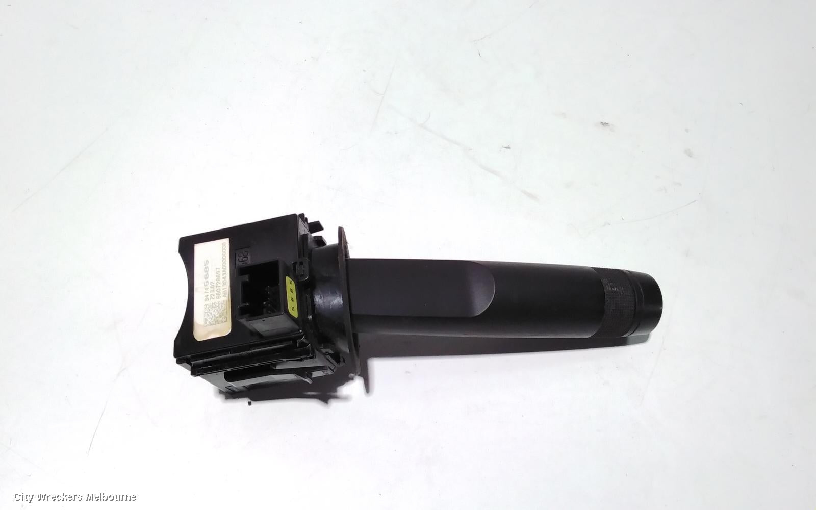 HOLDEN COMMODORE COMBINATION SWITCH, FLASHER SWITCH, VF, 05/2013 - 12/2017 - Image 3