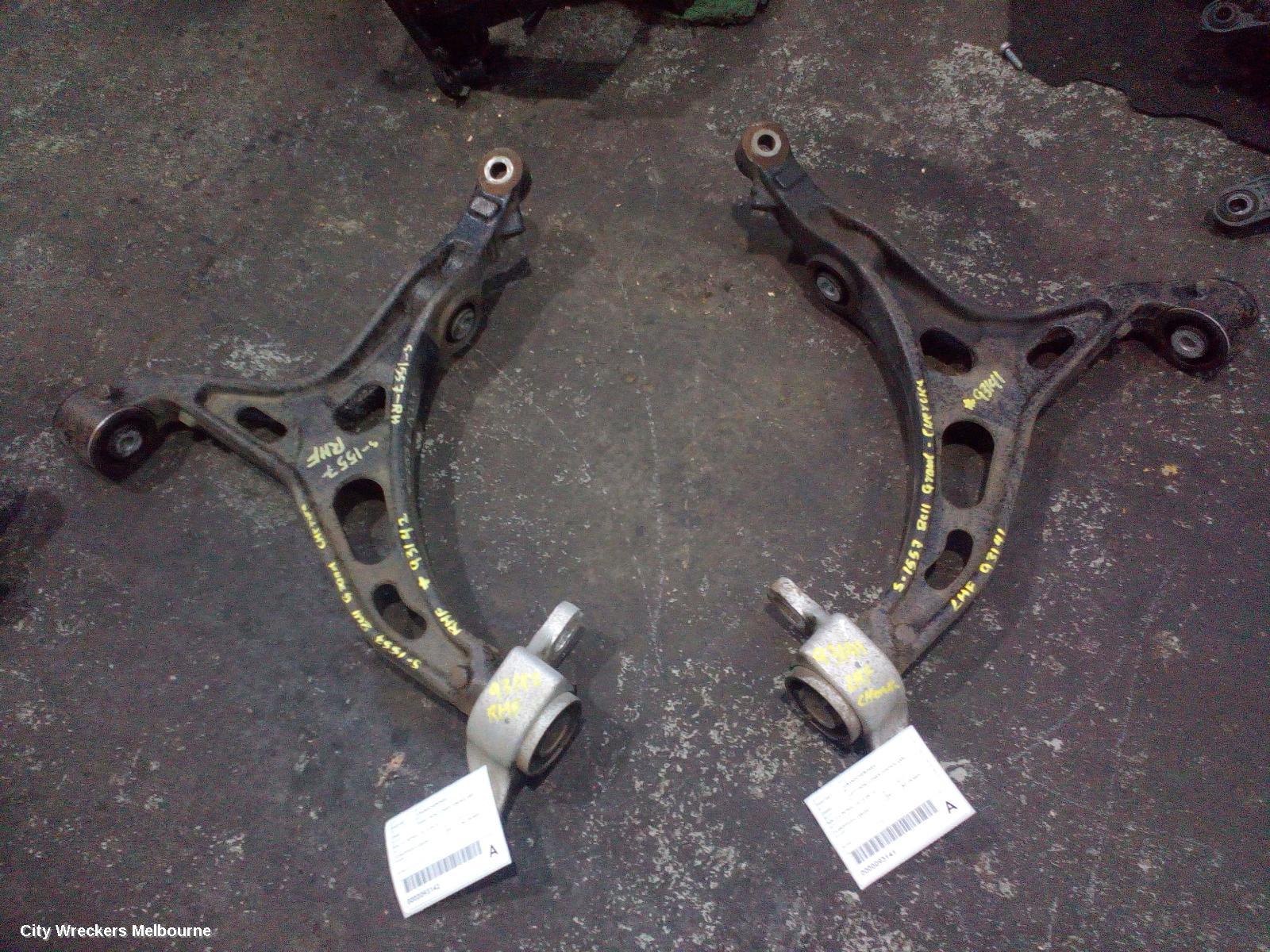 JEEP GRANDCHEROKEE RIGHT FRONT LOWER CONTROL ARM, WK, 3.6, PETROL, 10/2010 - 09/2016 - Image 3