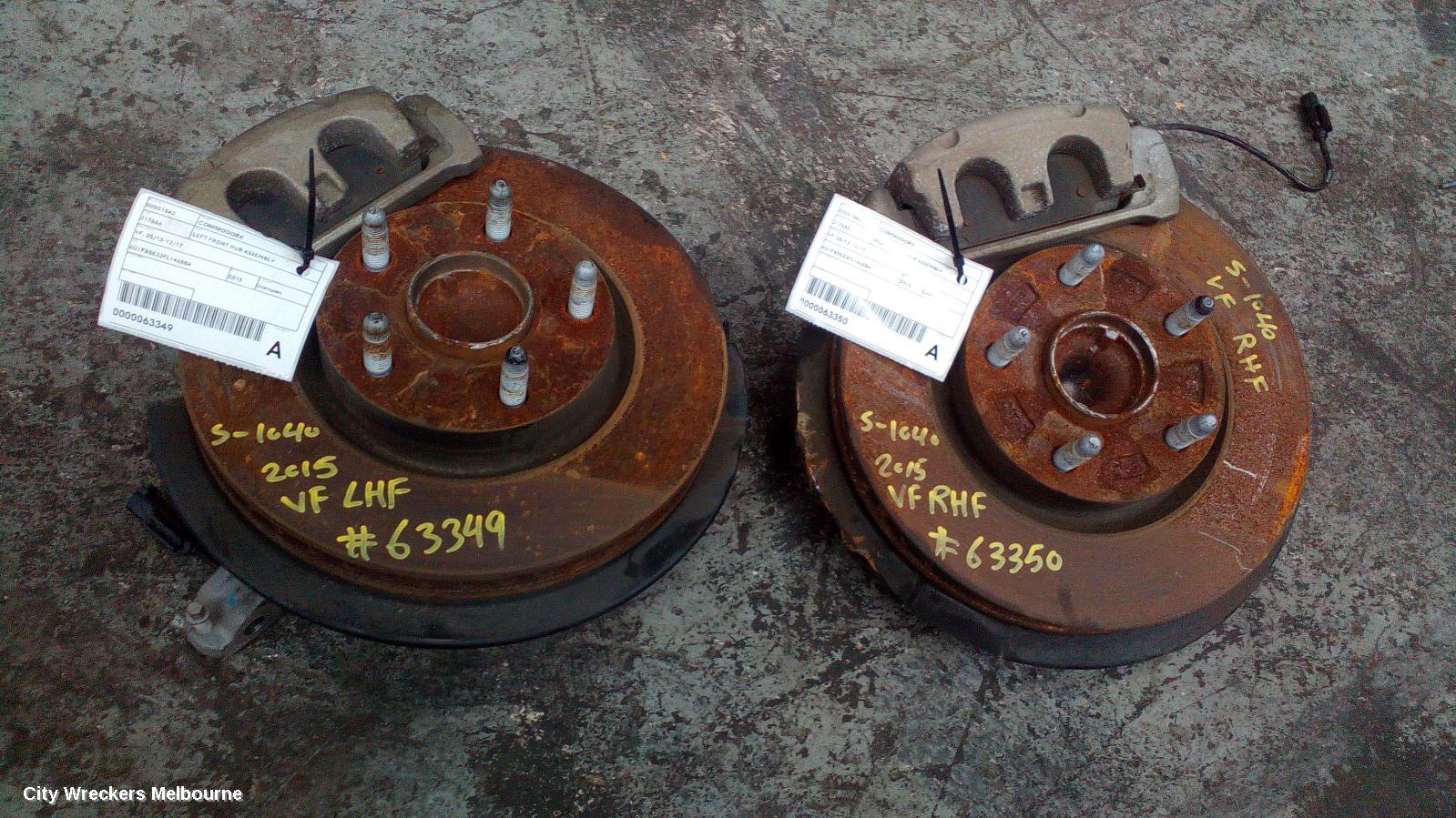 HOLDEN COMMODORE RIGHT FRONT HUB ASSEMBLY, VF, 05/2013 - 12/2017 - Image 2