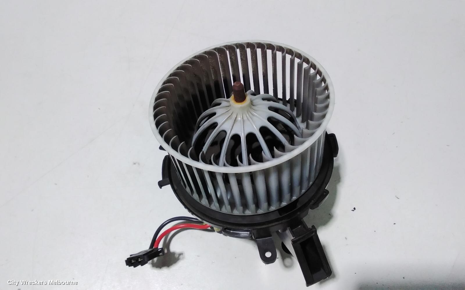AUDI Q5 HEATER FAN MOTOR, 8R, 12/2008 - 07/2012 - Image 3