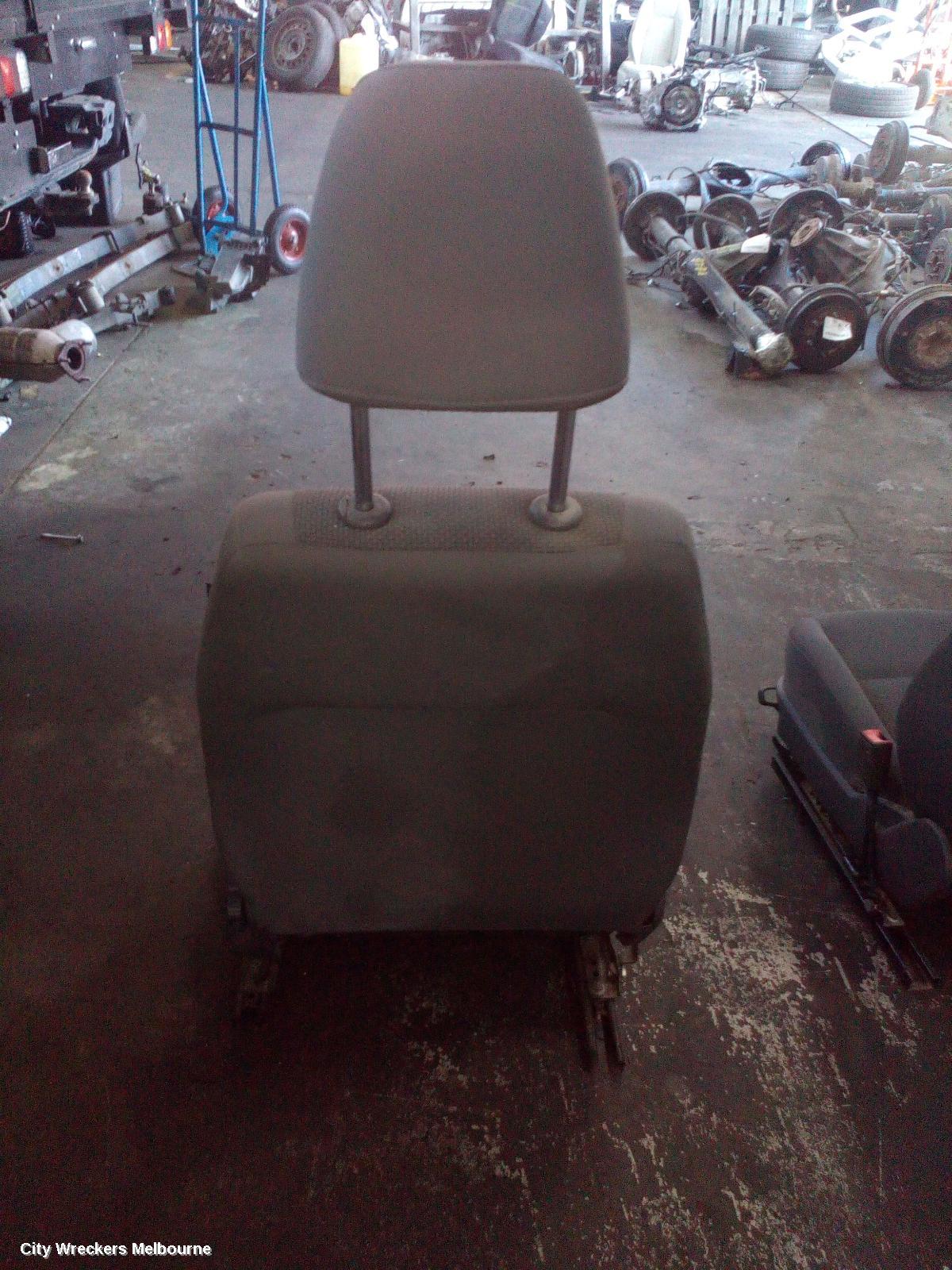 VOLKSWAGEN AMAROK FRONT SEAT, LH FRONT, 2H, CLOTH, DARK GREY, TRENDLINE, 12/2010 - 05/2016 - Image 3