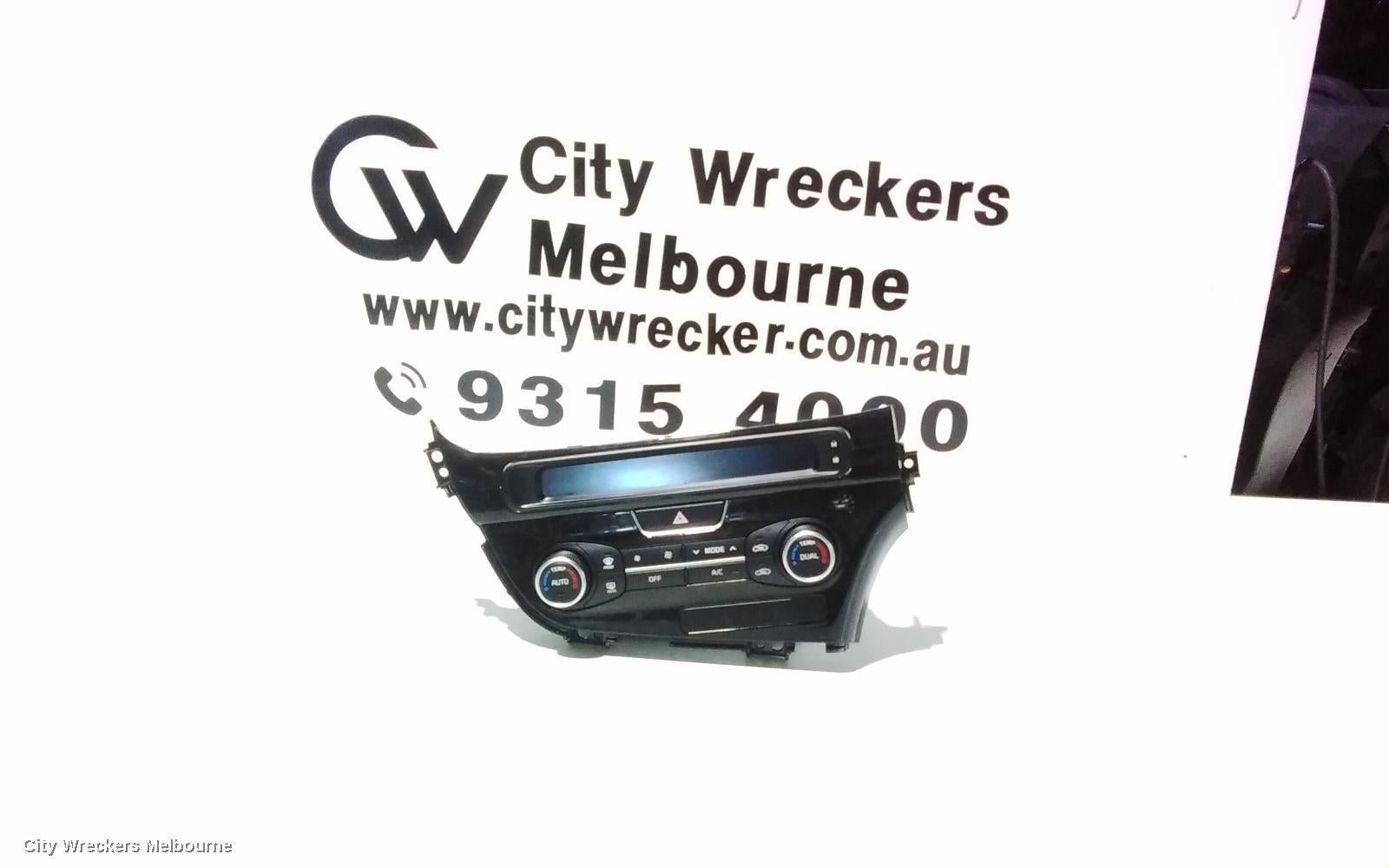KIA OPTIMA HEATER/AC CONTROLS, TF, CLIMATE CONTROL TYPE, P/N 972502T480, 01/2011 - 10/2015 - Image 1