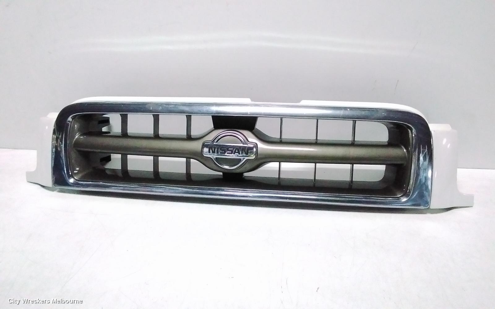 NISSAN PATHFINDER GRILLE, RADIATOR GRILLE, R50, ST, 02/1999 - 06/2005 - Image 1