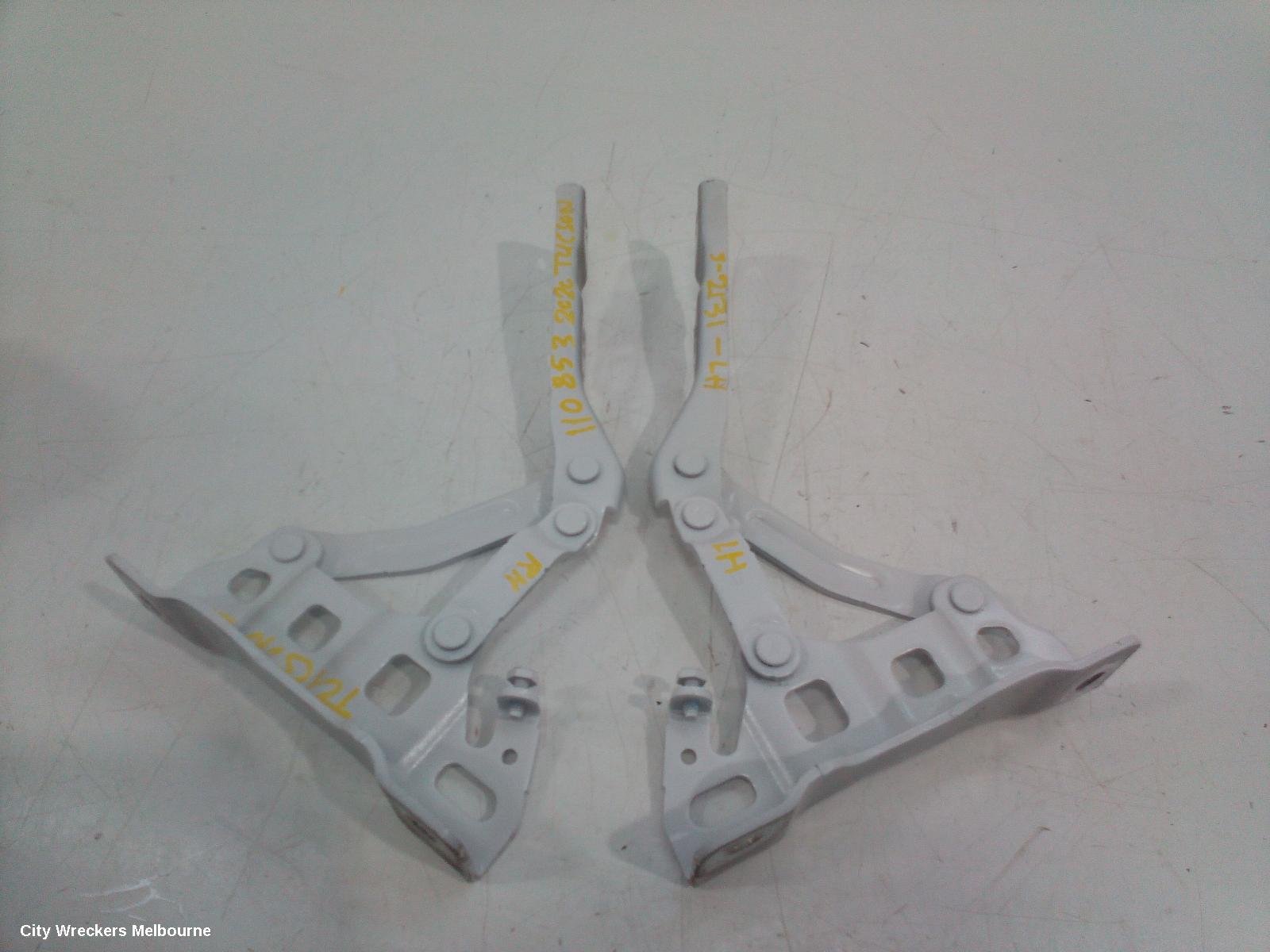 HYUNDAI TUCSON BONNET HINGE/STRUT, HINGES (PAIR), (KOREA VIN KMHJ), TL, 07/2015 - 01/2021 - Image 3