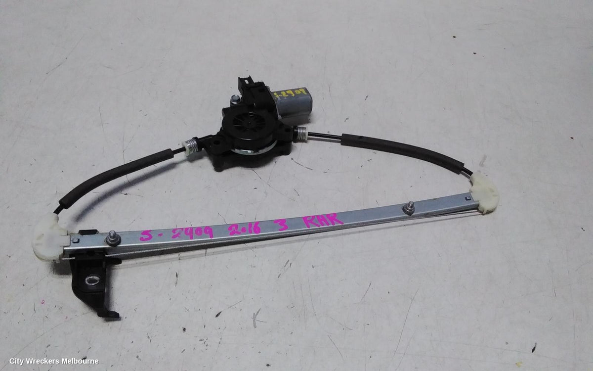 MAZDA 3 RIGHT FRONT WINDOW REG/MOTOR, BM-BN, DOOR REG ASSY (REG AND MOTOR), 06/2013 - 02/2019 - Image 2