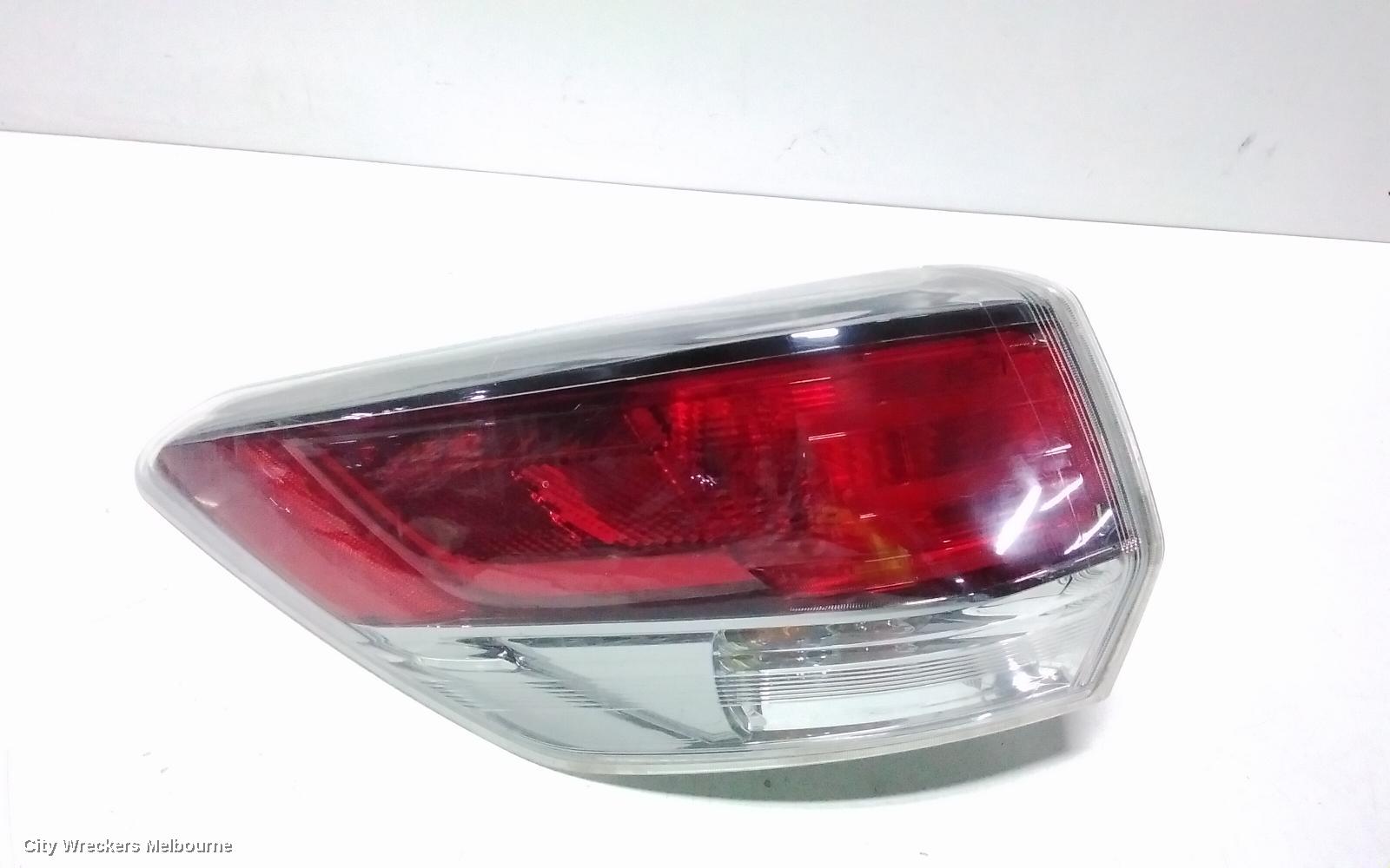 TOYOTA KLUGER LEFT TAILLIGHT, GSU50/GSU55, 12/2013 - 02/2021 - Image 2
