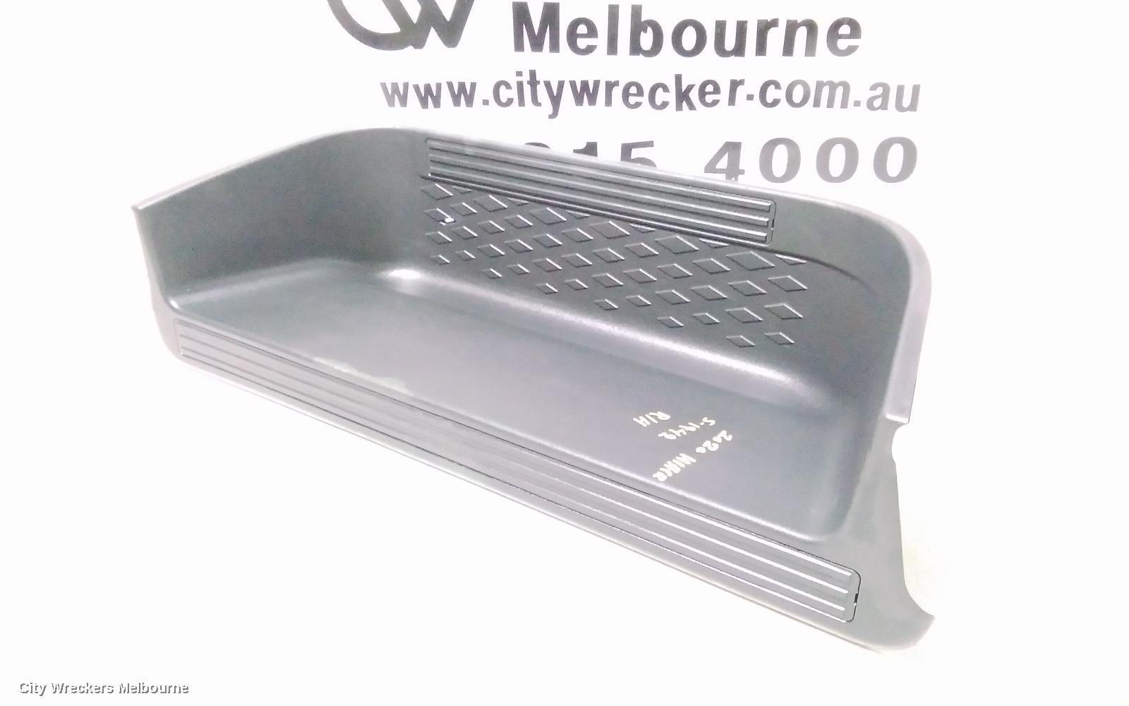 TOYOTA HIACE SIDE STEP/SKIRT, 300 SERIES, 02/2019 ONWARDS - Image 3
