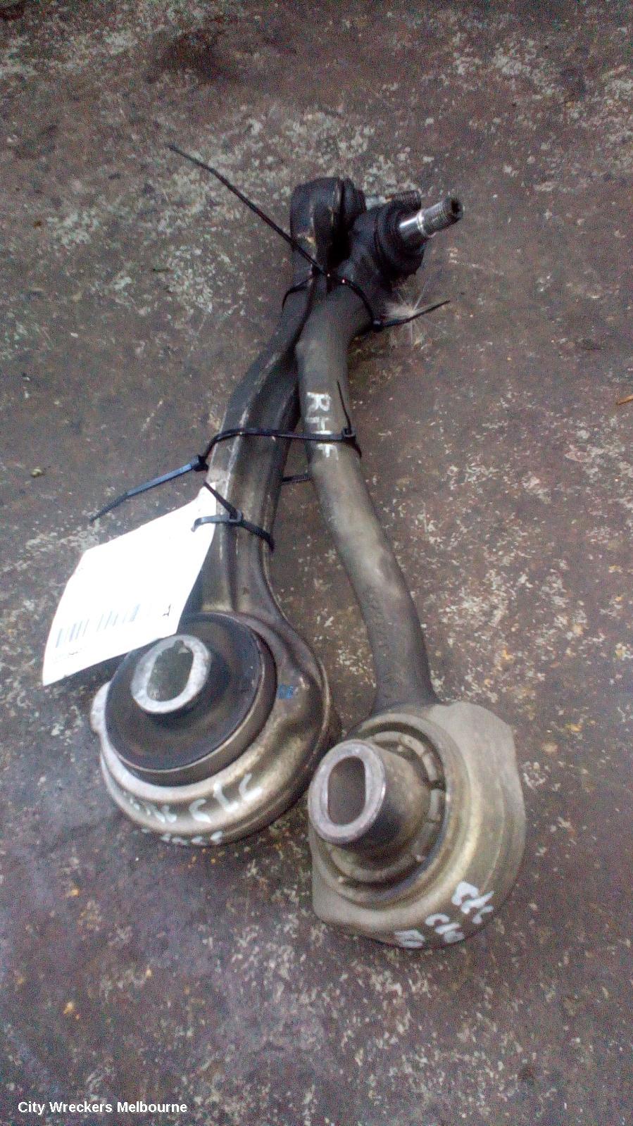 MERCEDES CLC CLASS RIGHT FRONT LOWER CONTROL ARM, FRONT, CL203, 08/2008 - 03/2011 - Image 1