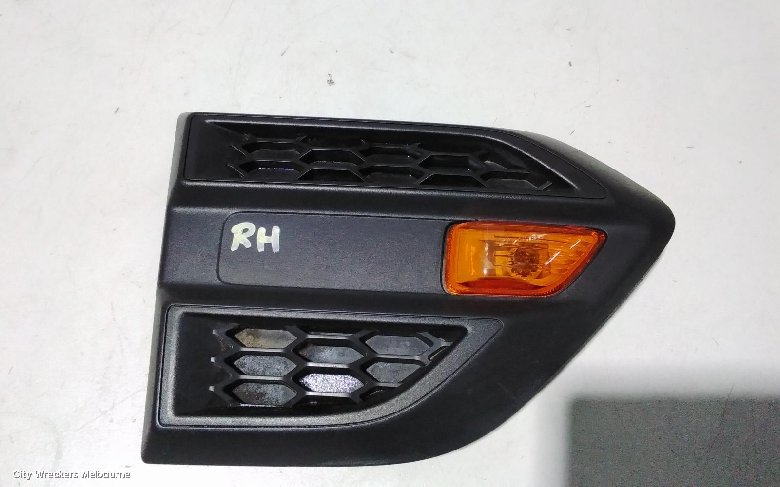 FORD RANGER RIGHT INDICATOR/FOG/SIDE, GUARD VENT, W/ REPEATER LAMP, PX SERIES 2-3, 06/2015 ONWARDS - Image 2