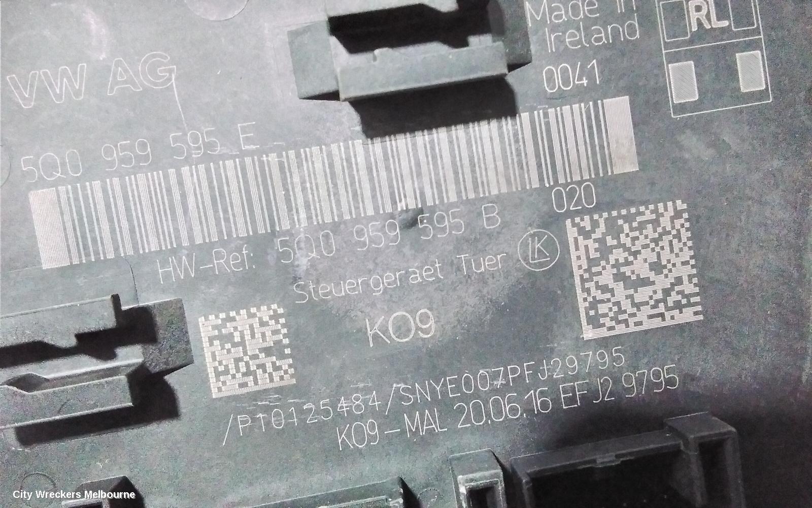 VOLKSWAGEN PASSAT, B8/MK7, 06/2015 - 05/2023, RHR , CODING PASS / CONTROL UNIT ~ 5Q0959595B ~ VIN:WVWZZZ3CZHE030462: 88885 - Image 2