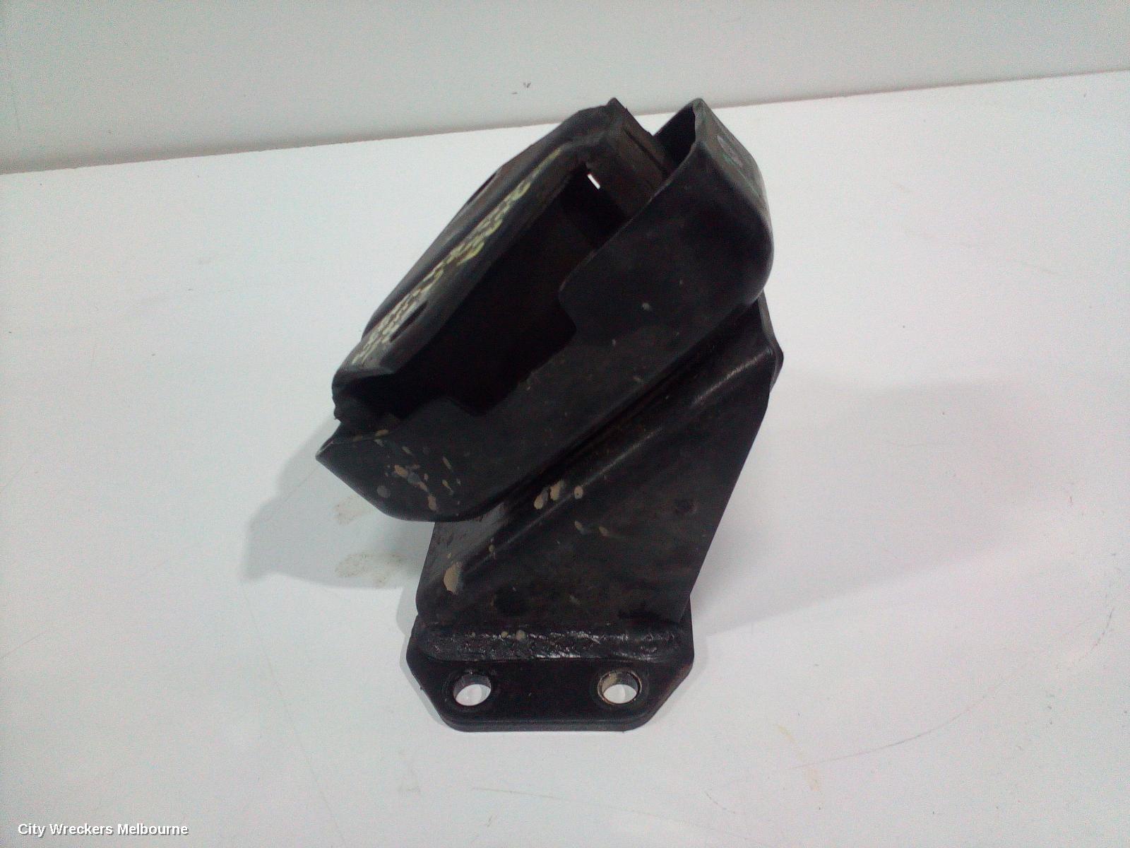 MITSUBISHI TRITON MOUNT, MQ-MR, 03/2015 - 10/2023 - Image 3