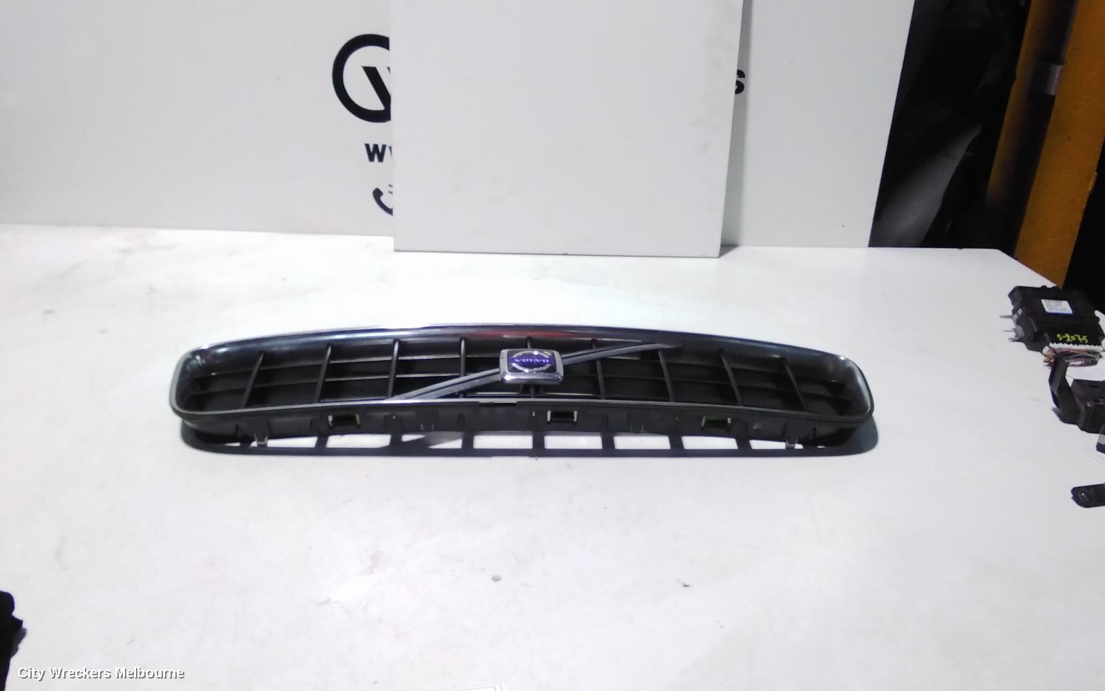 VOLVO XC90 GRILLE, RADIATOR GRILLE, LIFESTYLE T, 07/2003 - 08/2006 - Image 3