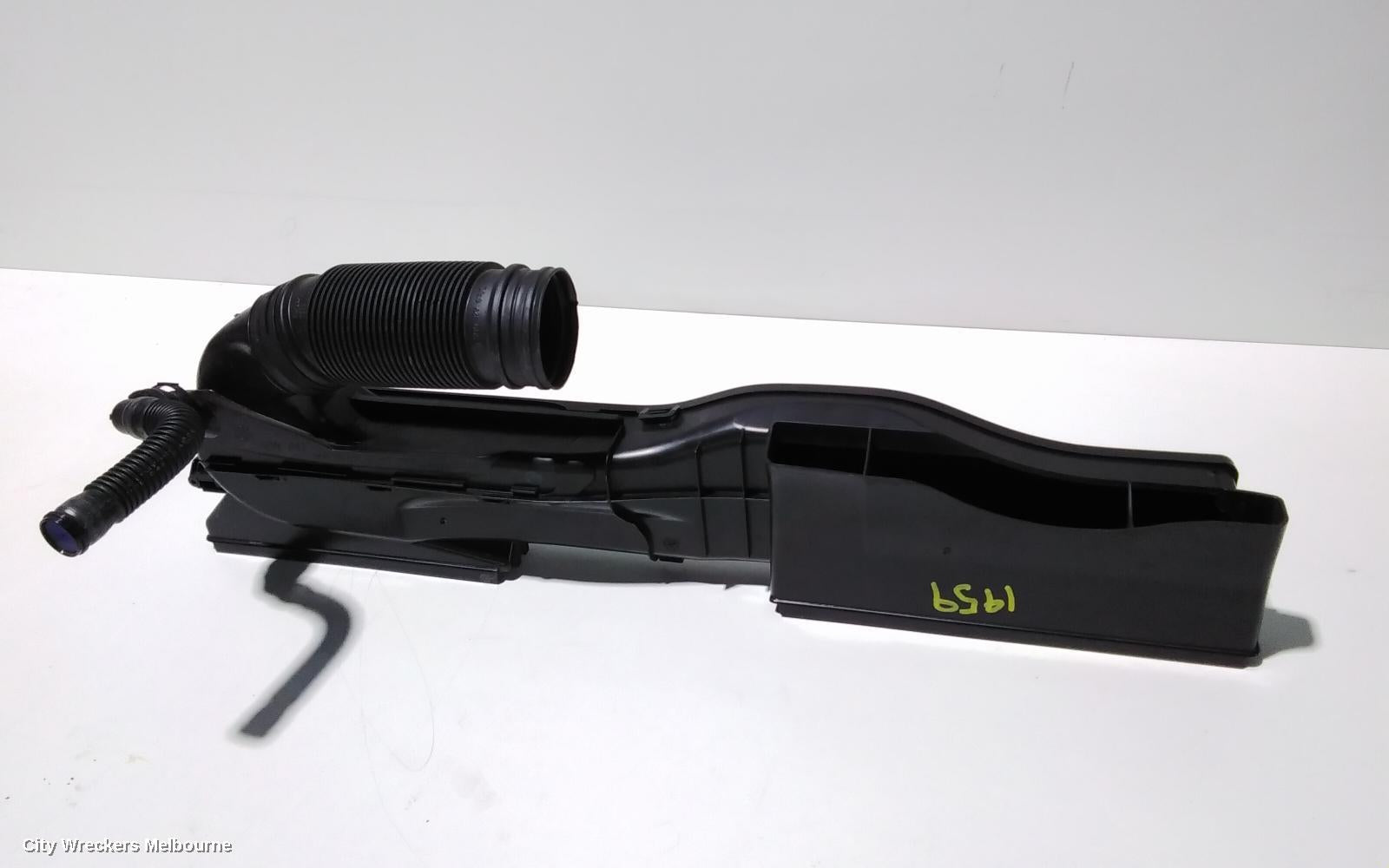 AUDI A3, 8V, 03/2013 - 10/2020, 5Q0 129621 B  ENGINE AIR INTAKE HOSE (FRONT): 86930 - Image 2