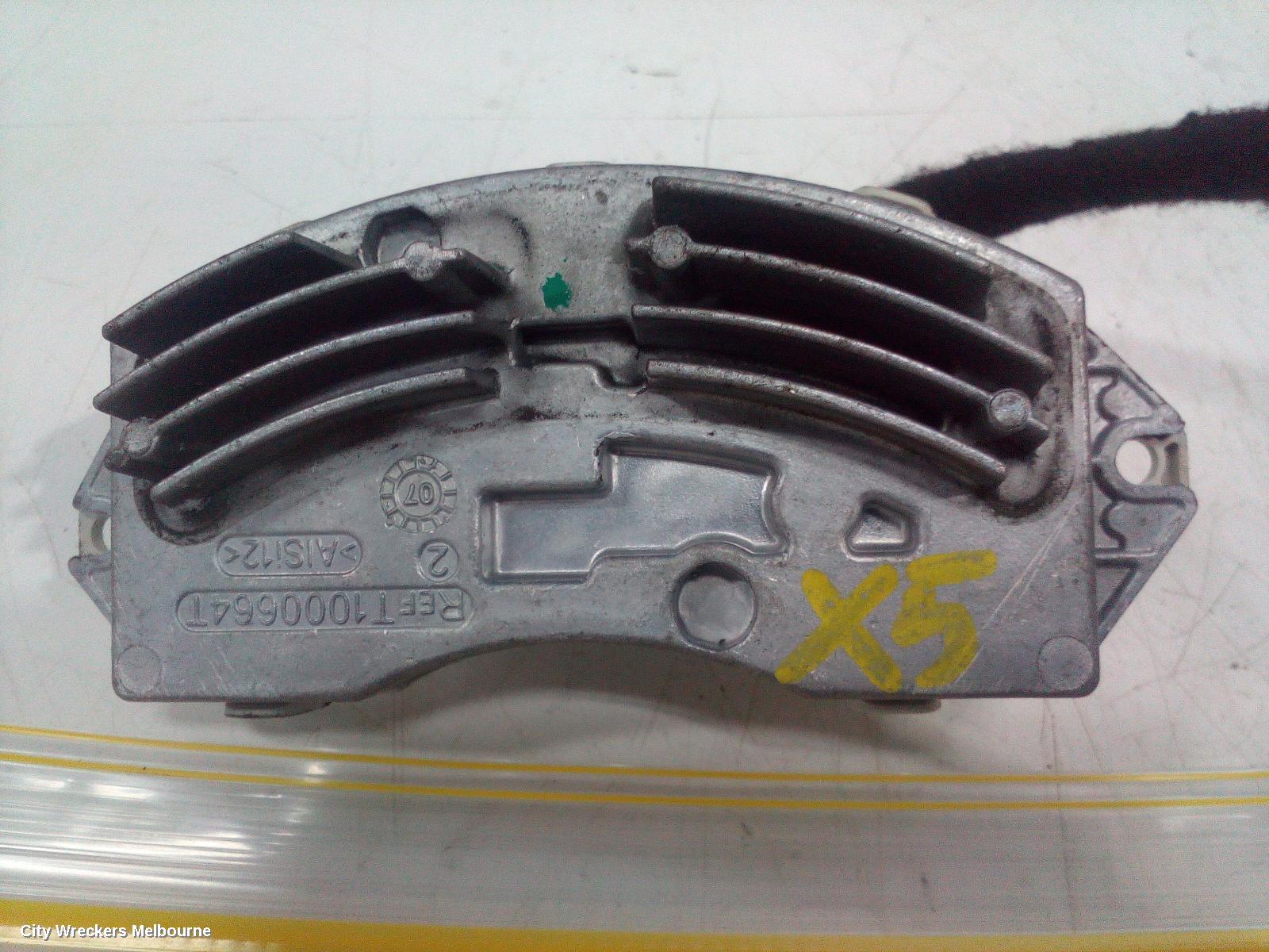 BMW X5 FAN SPEED RESISTOR, E70, 12/2006 - 08/2013 - Image 3