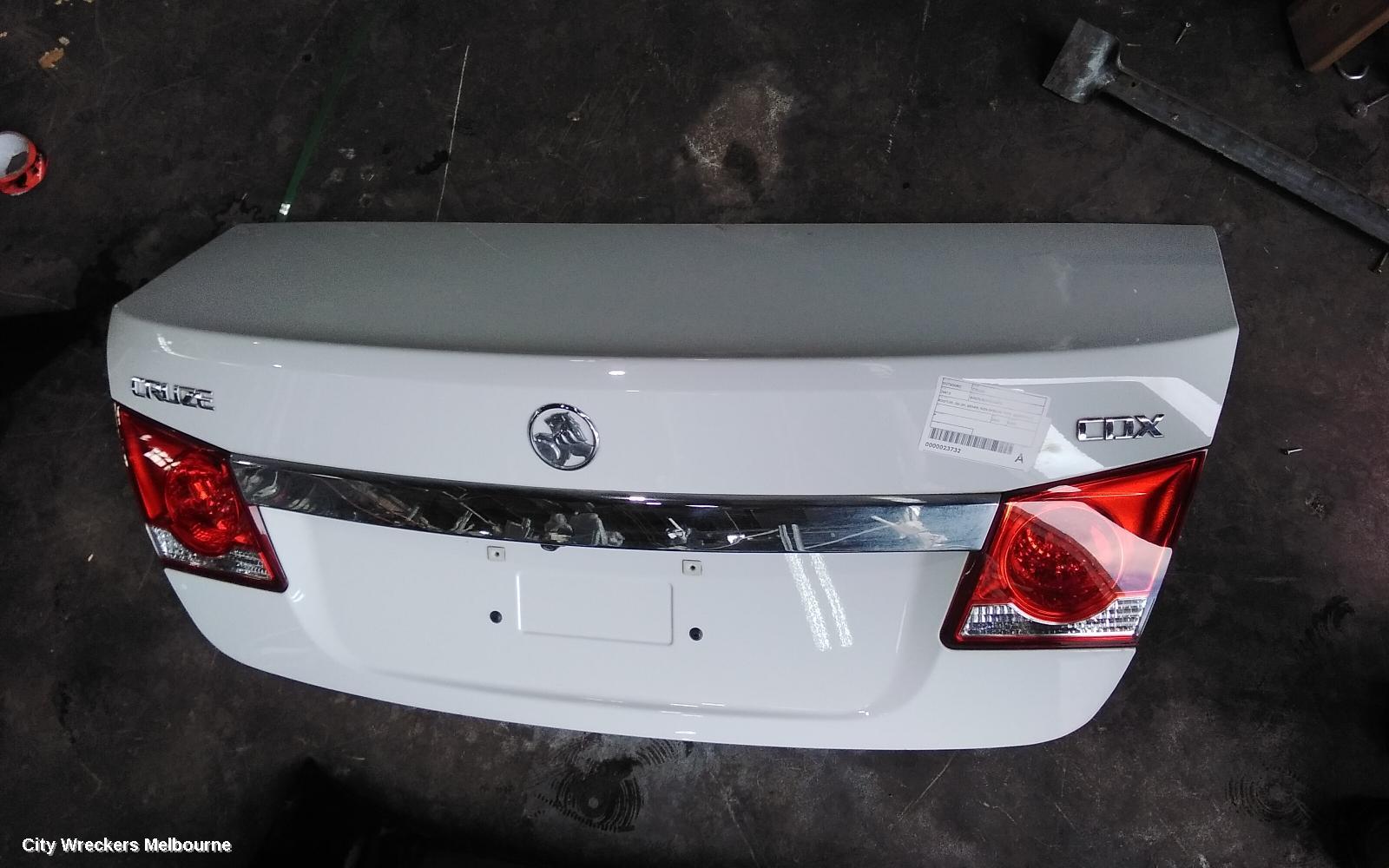 HOLDEN CRUZE BOOTLID/TAILGATE, BOOTLID, JG-JH, SEDAN, NON SPOILER TYPE, 03/2009 - 01/2017 - Image 2
