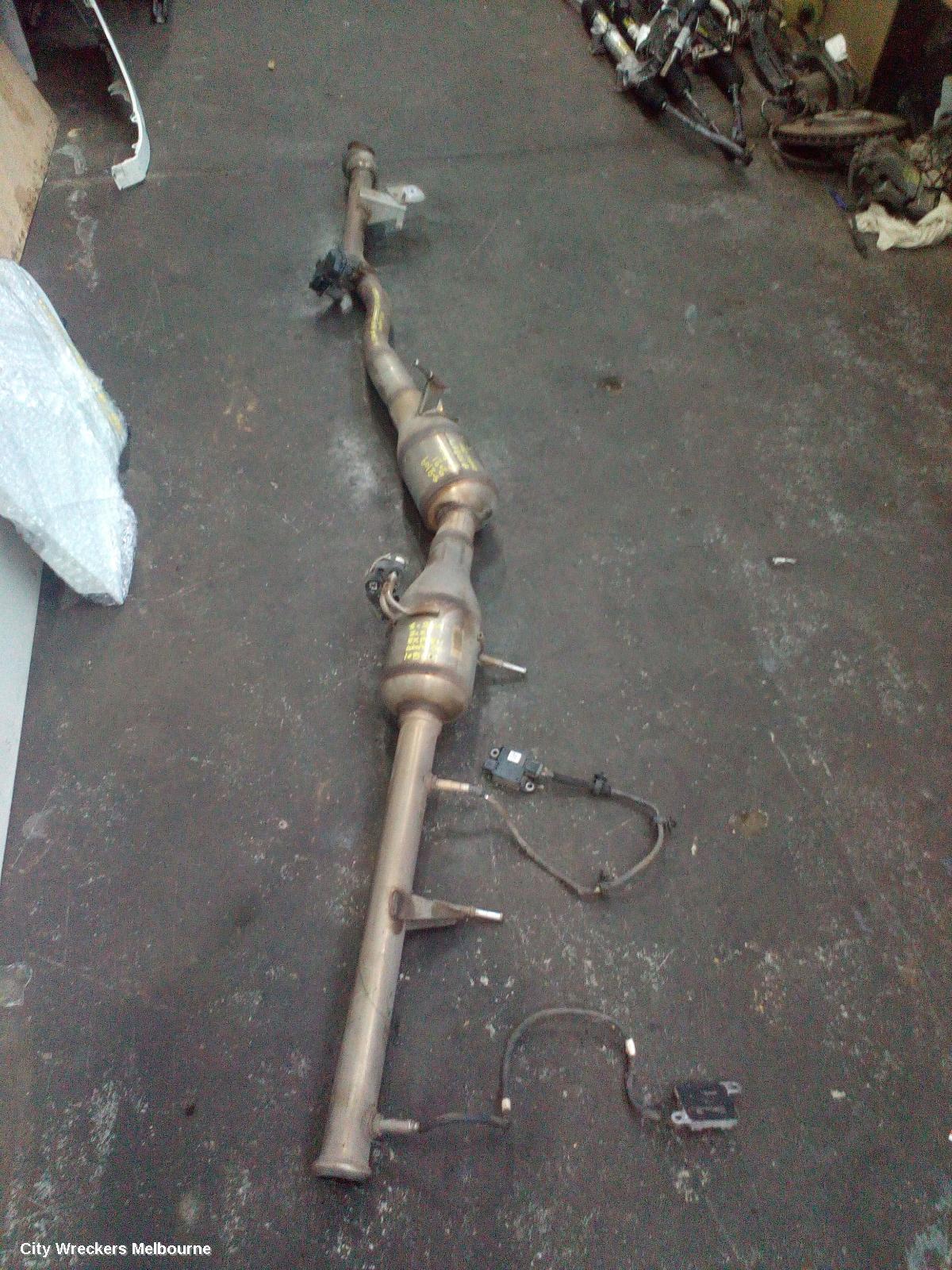 MITSUBISHI EXPRESS CATALYTIC CONVERTER, UNDER CAR-CAT TYPE, 2.0, DIESEL, M9R.710, TURBO, SN, 03/2020 - 12/2022 - Image 1
