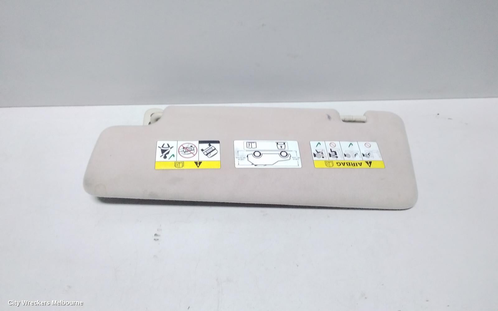 LAND ROVER RANGEROVER SPORT SUNVISOR, L320, RH SIDE, 08/2005 - 12/2013 - Image 2