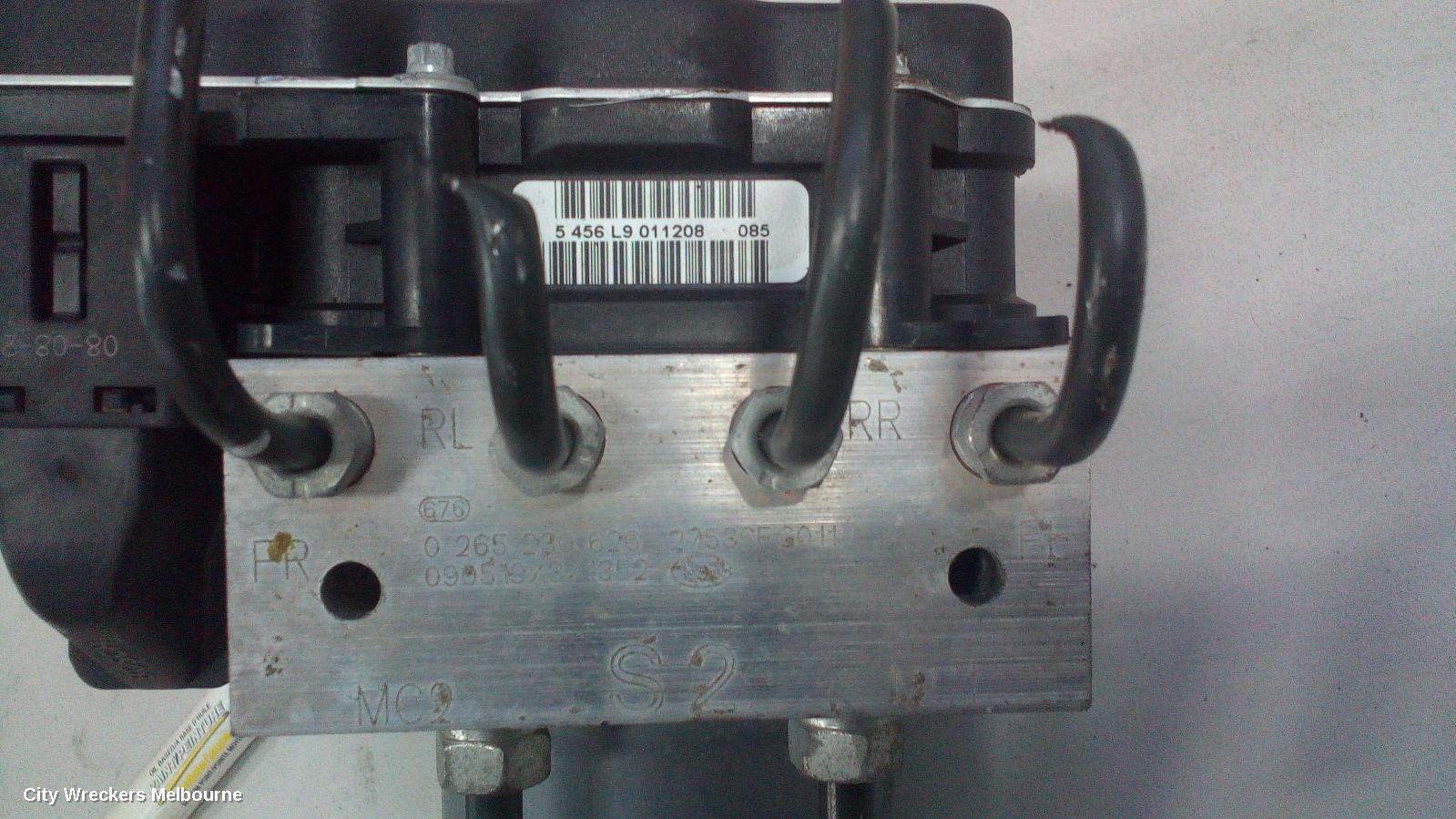 SUBARU IMPREZA ABS PUMP/MODULATOR, G3, P/N 27536FG011, VDC TYPE, 04/2007 - 11/2011 - Image 3
