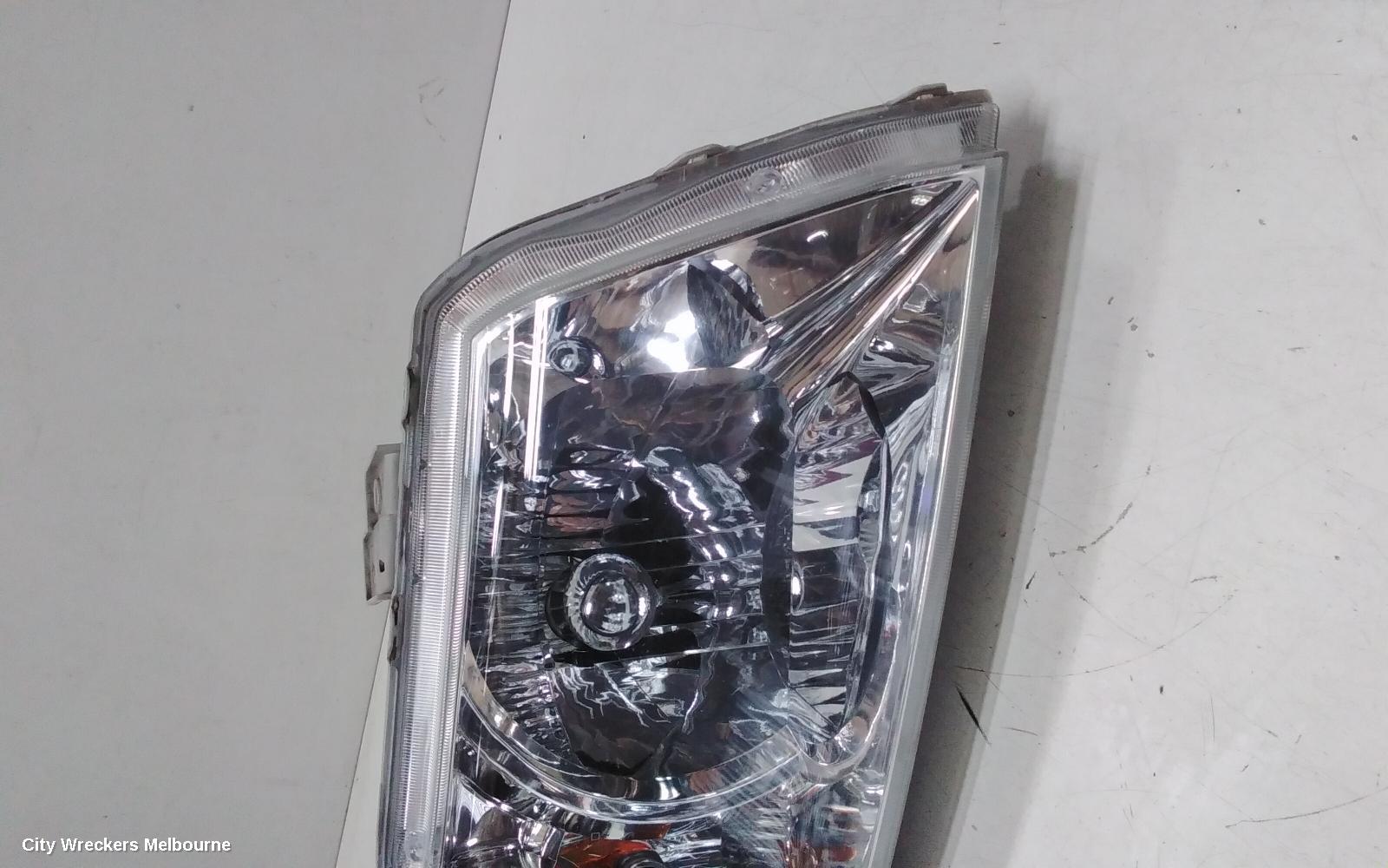 SUZUKI VITARA RIGHT HEADLAMP, GRAND VITARA, JB-JT, 3DR, HALOGEN, NON AUTO LEVELLING TYPE, 04/2005 - 12/2018 - Image 3