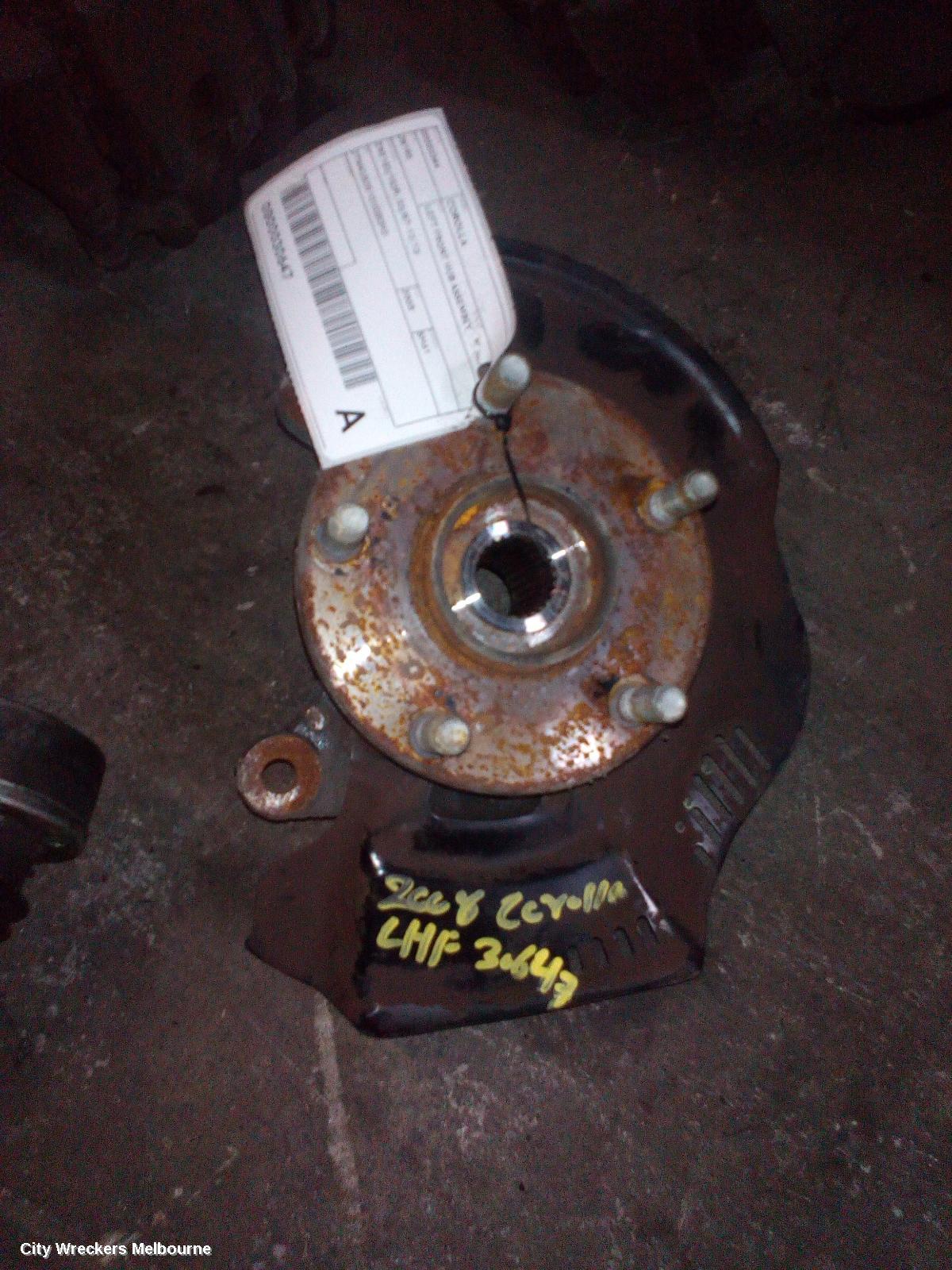 TOYOTA COROLLA LEFT FRONT HUB ASSEMBLY, ZRE152/20153R, 03/2007 - 12/2013 - Image 1