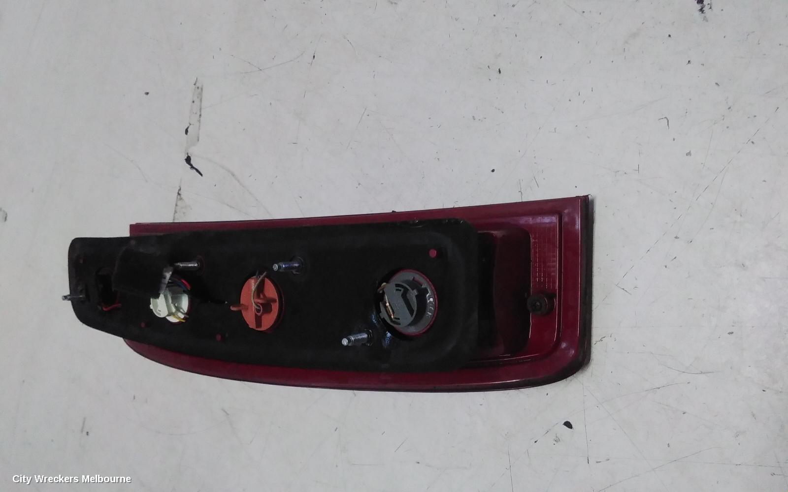 LDV V80 RIGHT TAILLIGHT, IN BODY, HALOGEN TYPE, VAN, 01/2013 - 12/2023 - Image 2