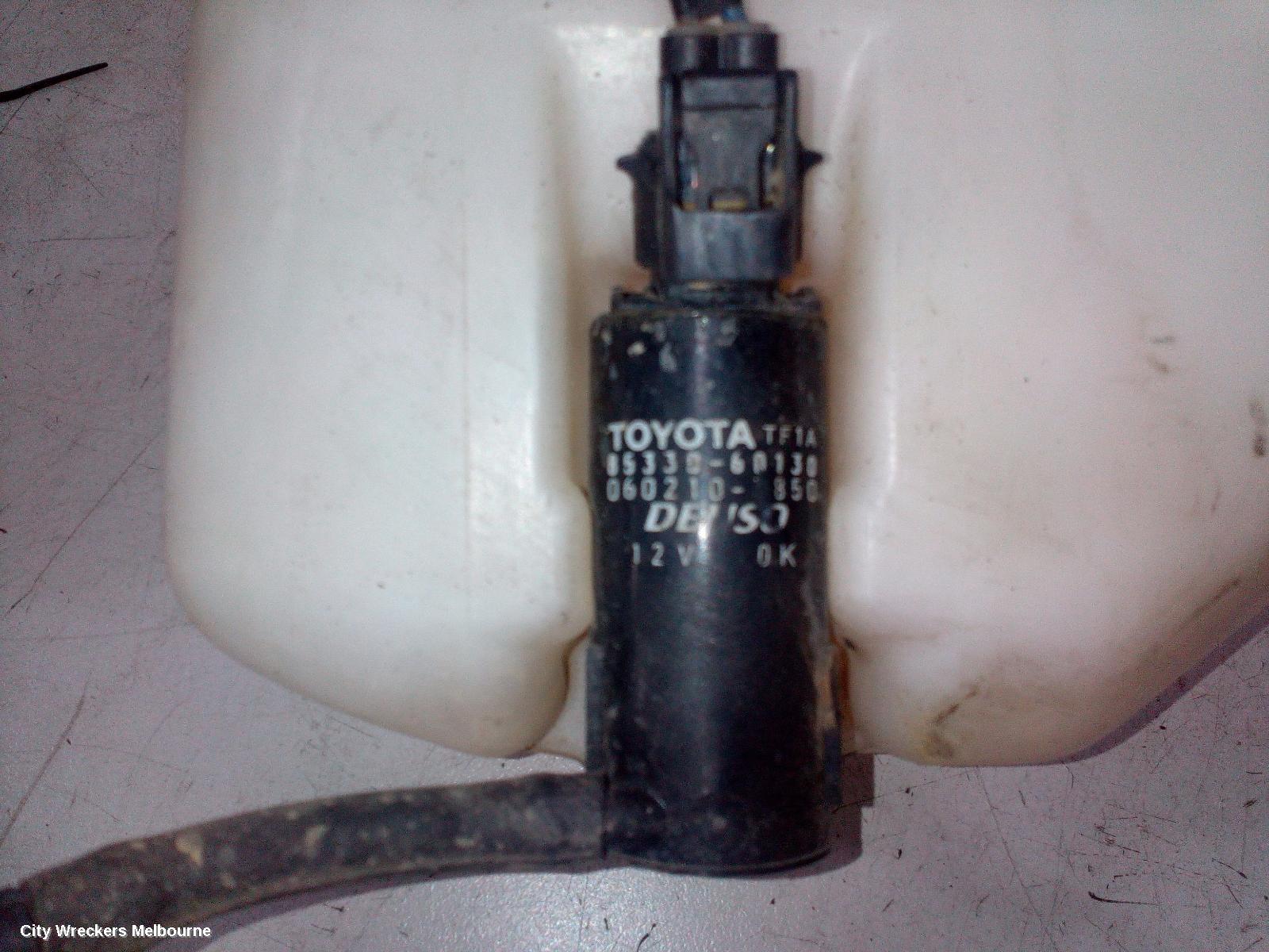 TOYOTA LANDCRUISER WASHER BOTTLE, 80 SERIES, STD TYPE, 08/1992 - 03/1998 - Image 1
